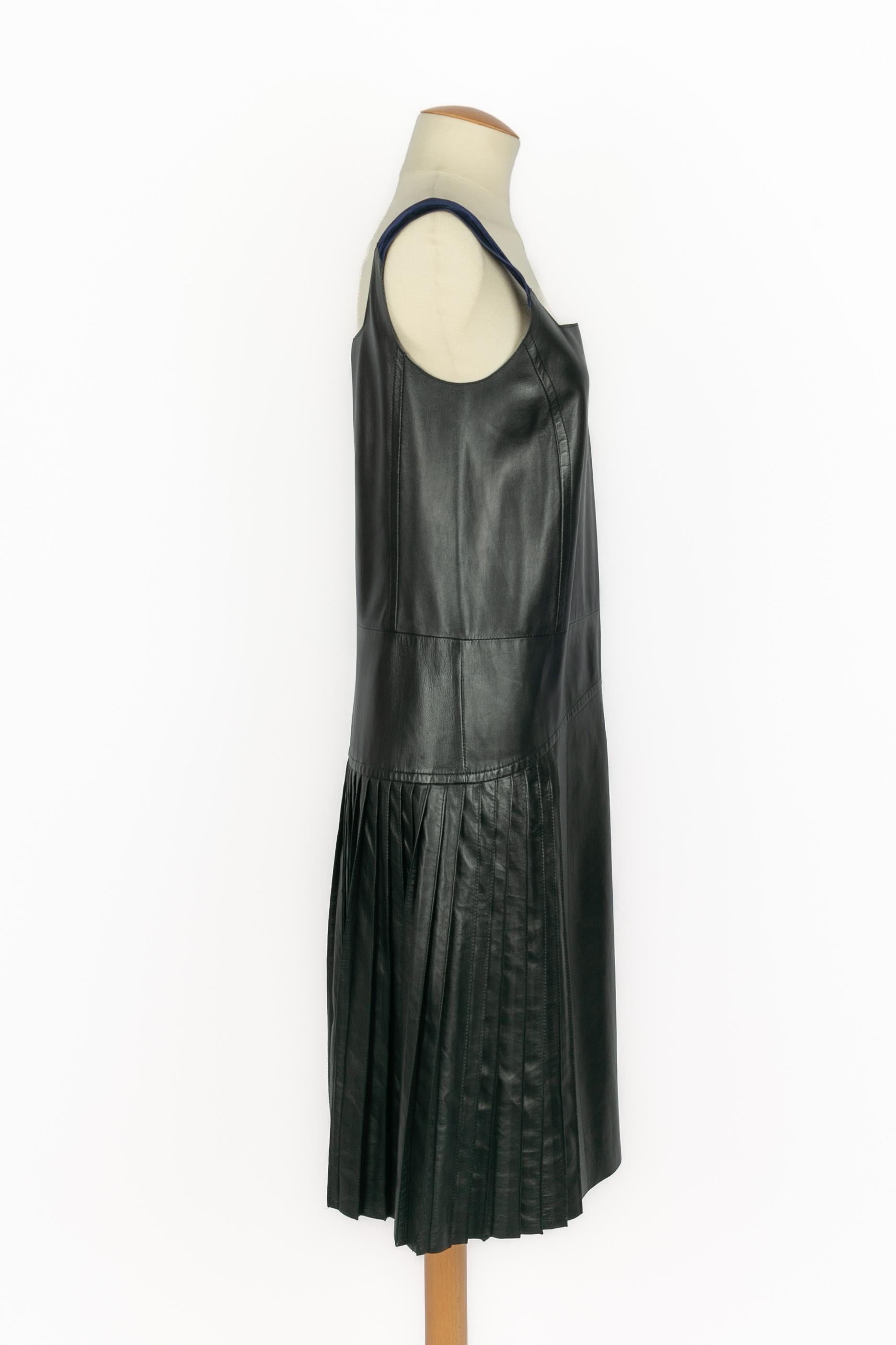 Nero Abito in pelle di Prada in vendita