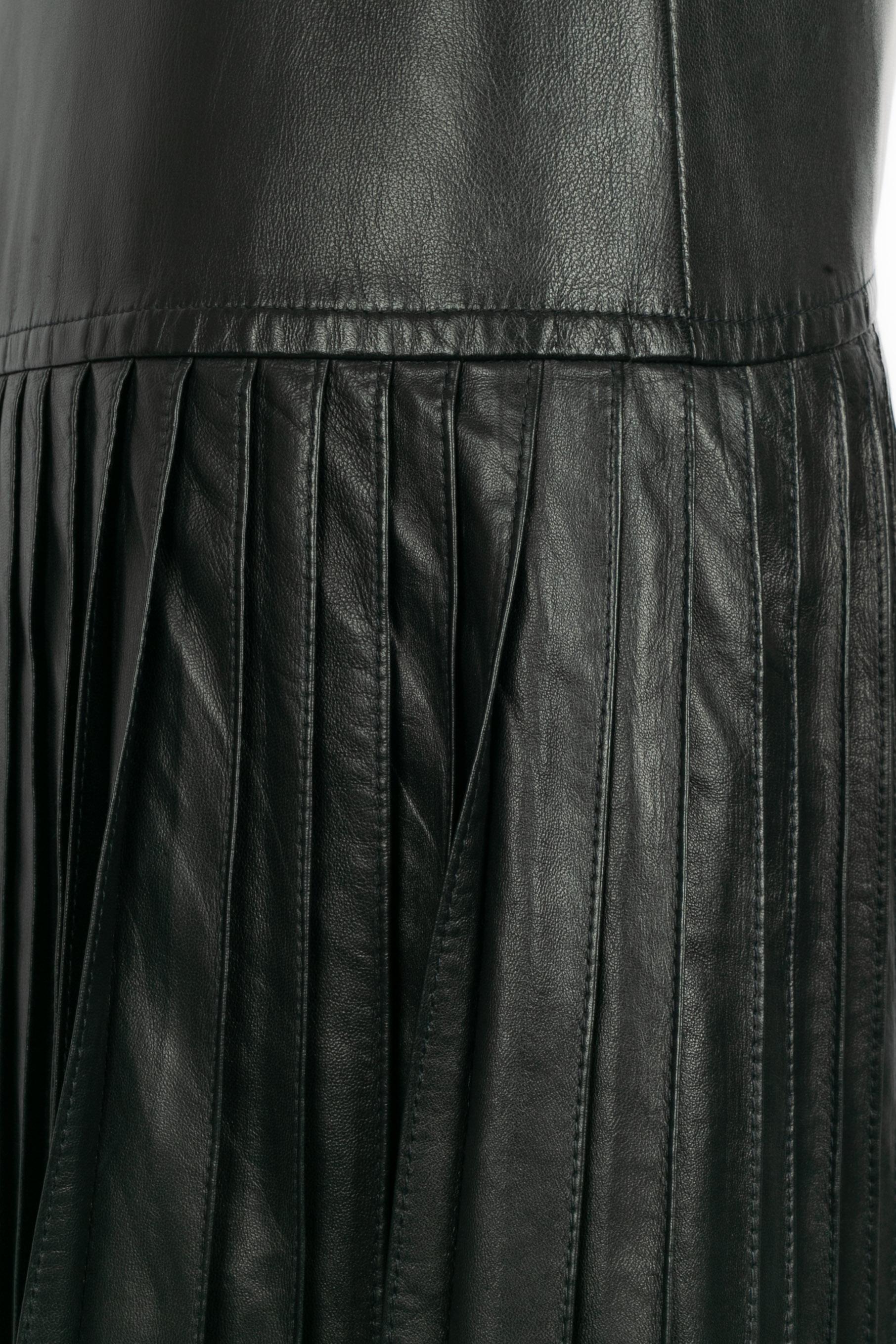 Abito in pelle di Prada in vendita 3