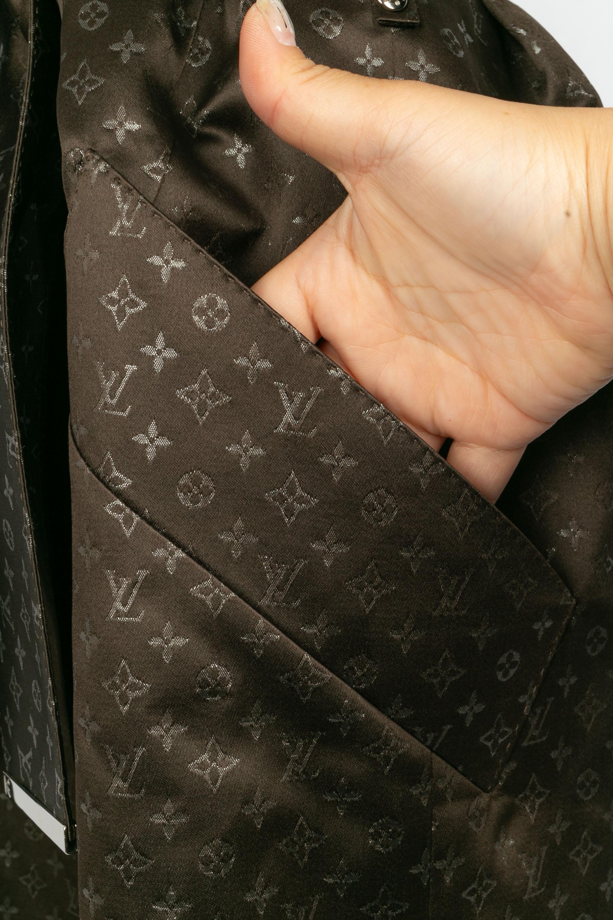 Trench Monogram Louis Vuitton in vendita 3
