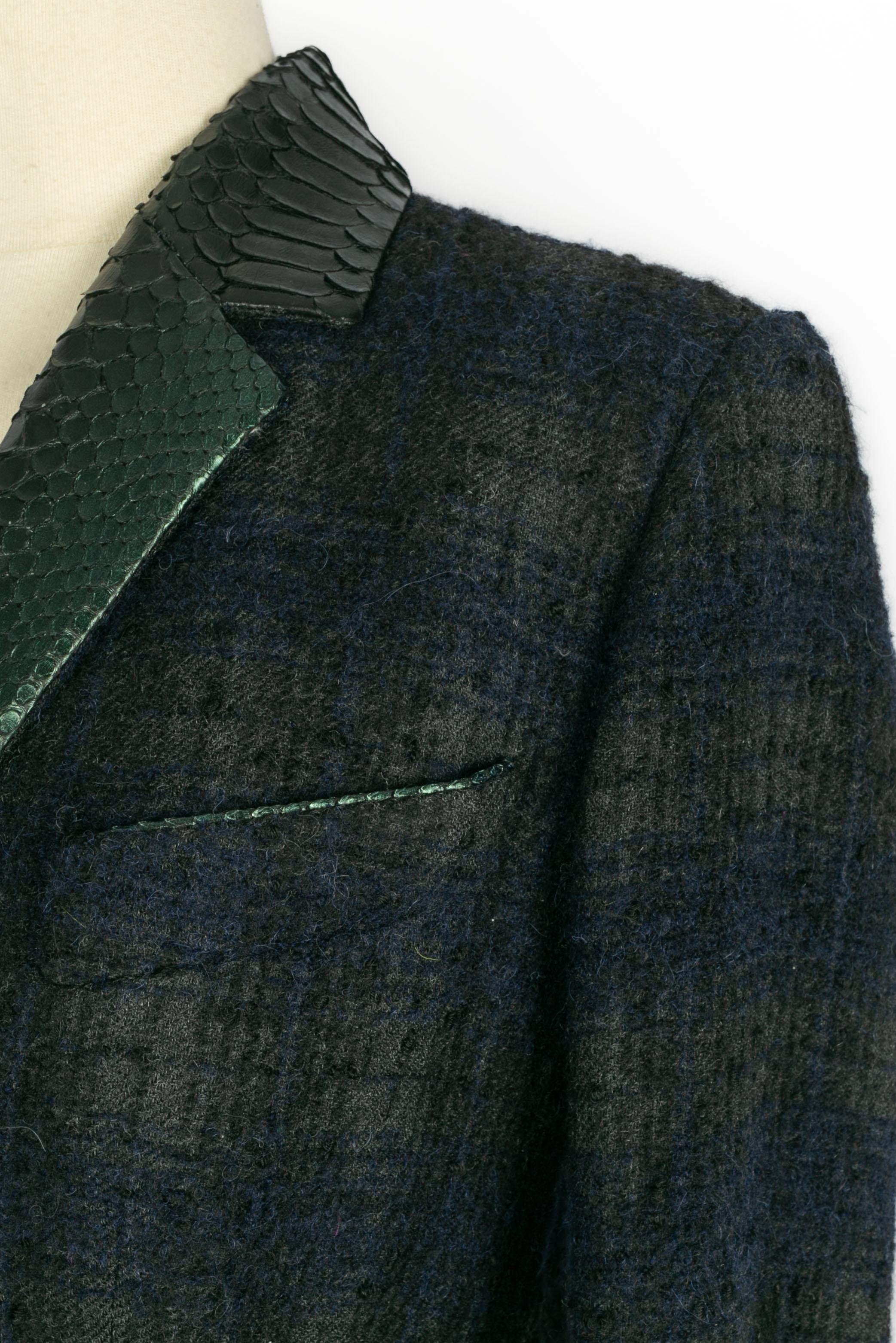 Giacca Chanel in tweed in vendita 3