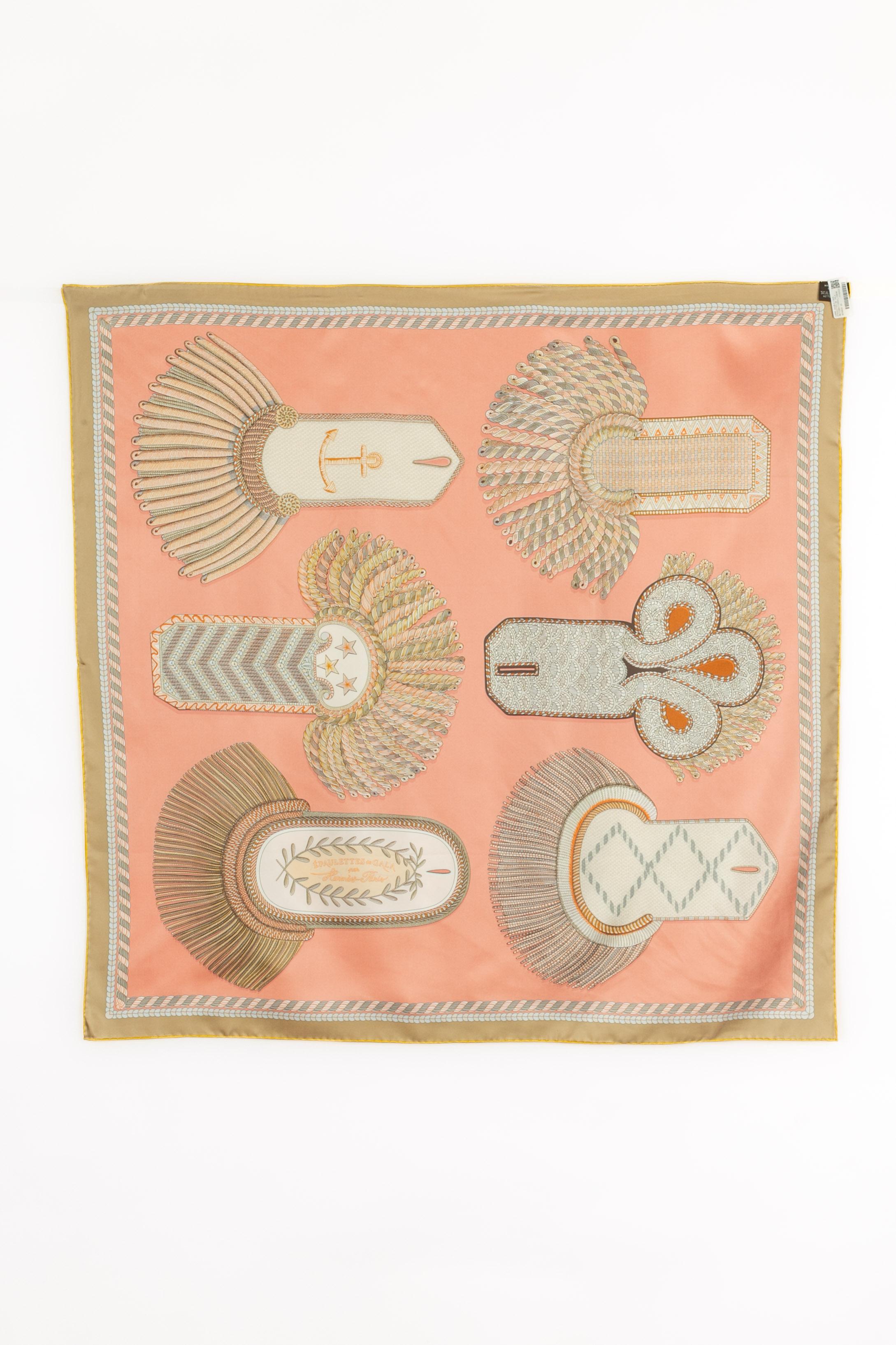 Foulard / sciarpa Hermès 'Gala epaulettes' a due lati in vendita 4
