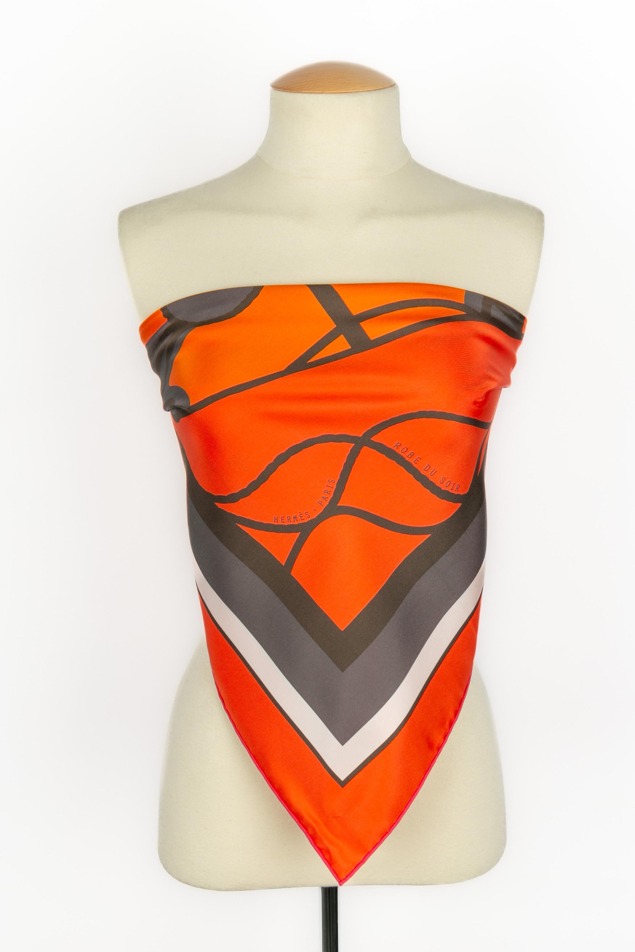 Foulard / sciarpa Hermès a due facce 'Abito da sera pop' in vendita 4