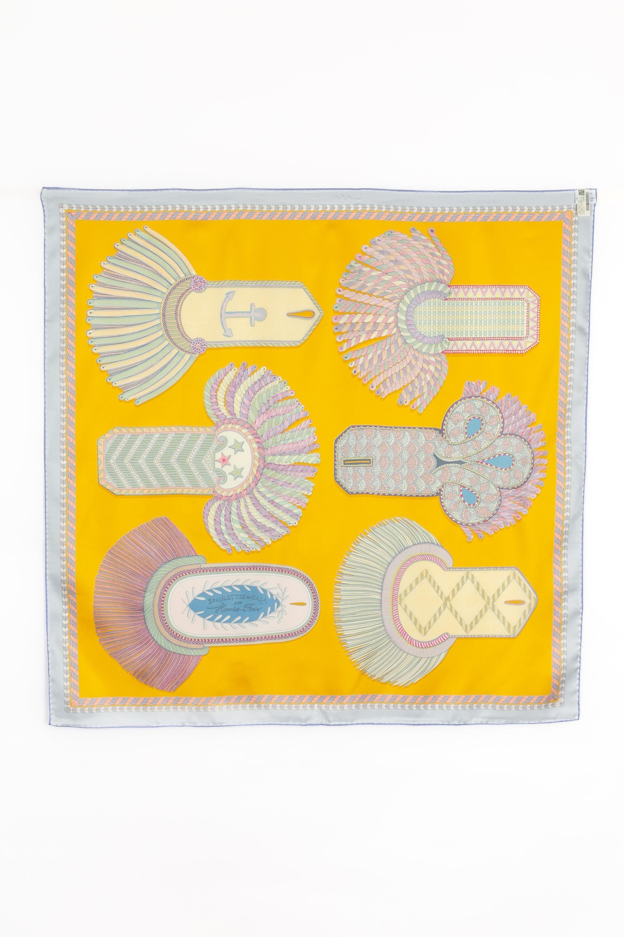 Foulard / sciarpa Hermès 'Gala epaulettes' a due lati in vendita 1