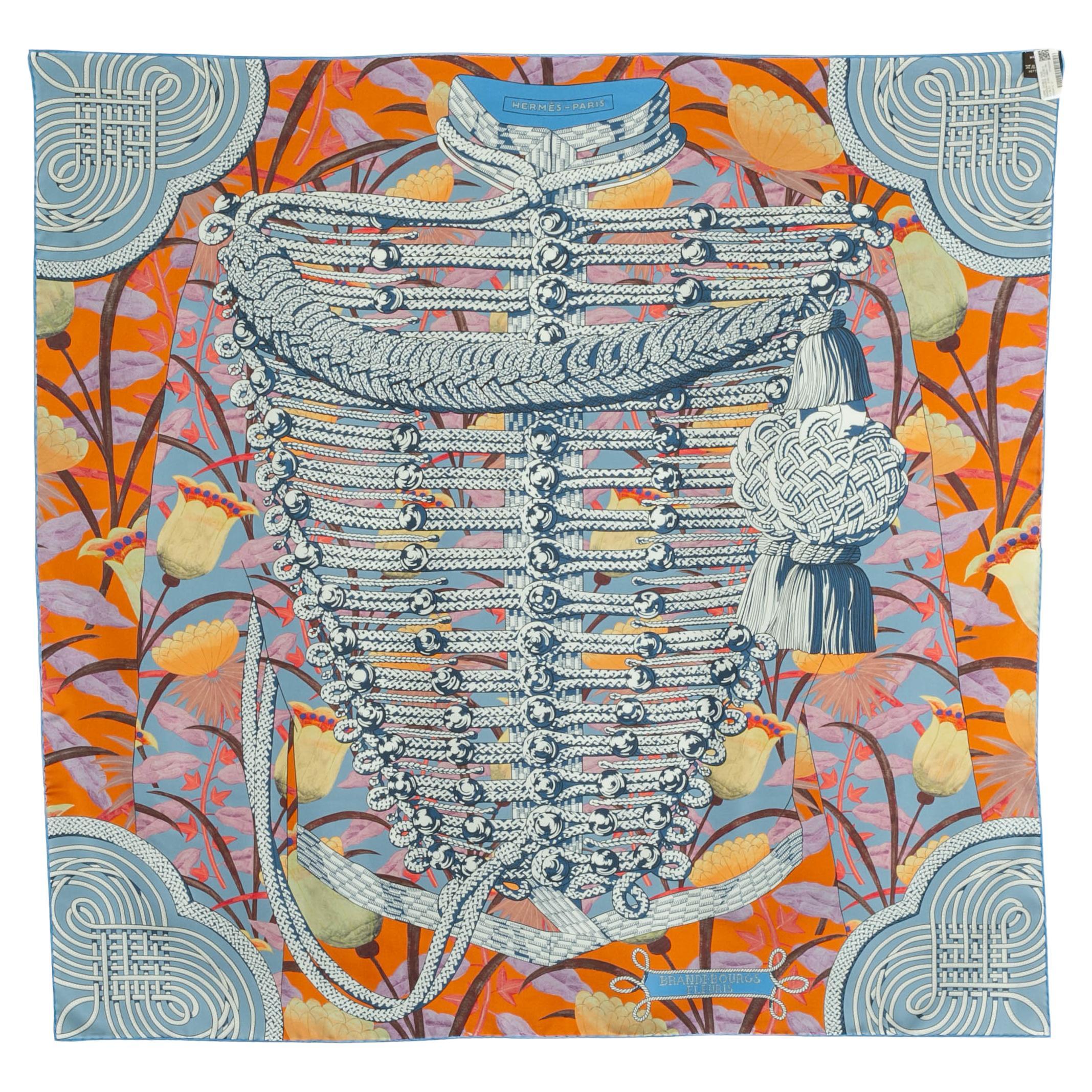 Foulard / sciarpa 'flower brandenburgs' di Hermès a due lati in vendita