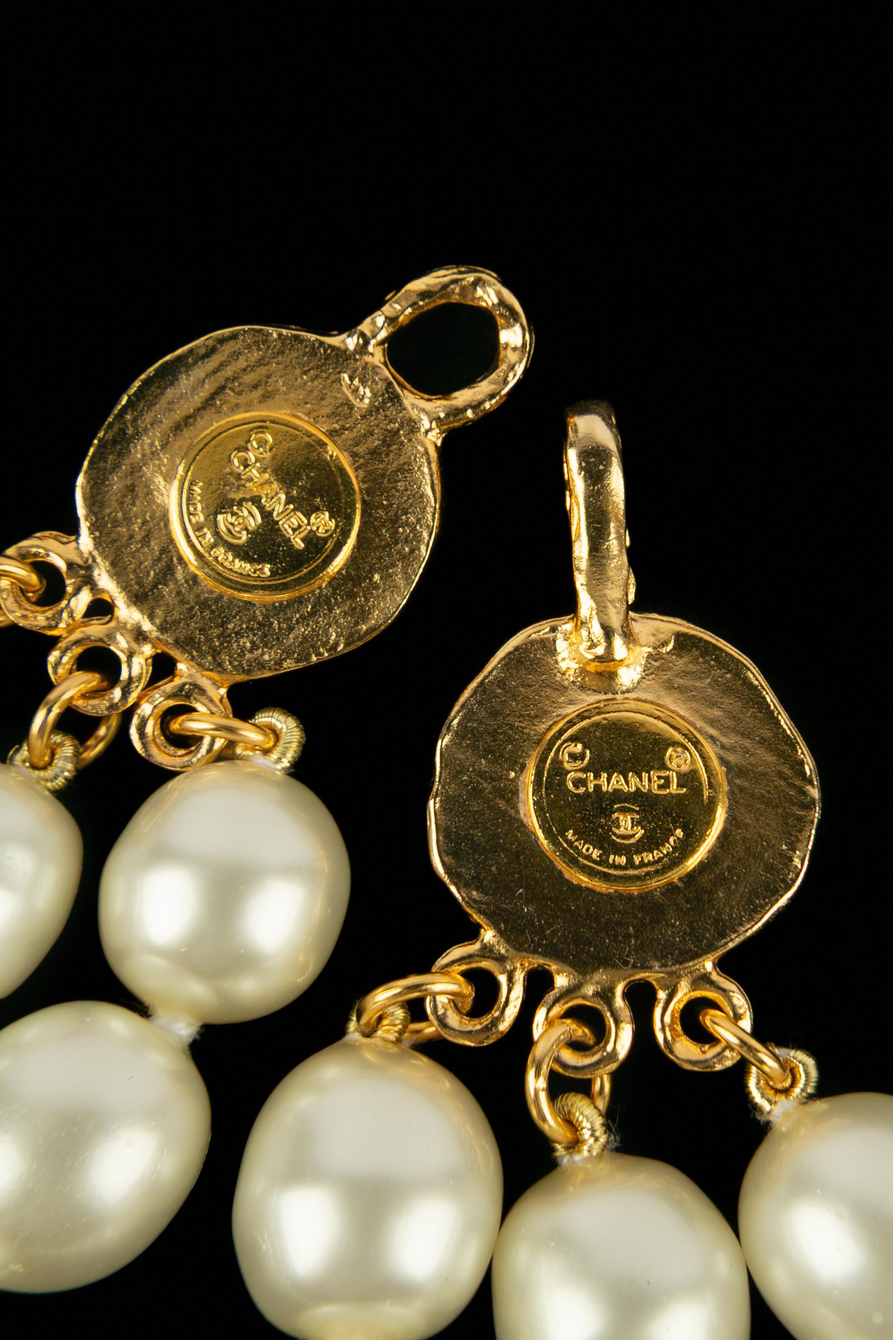 Collier de perles Chanel en vente 2