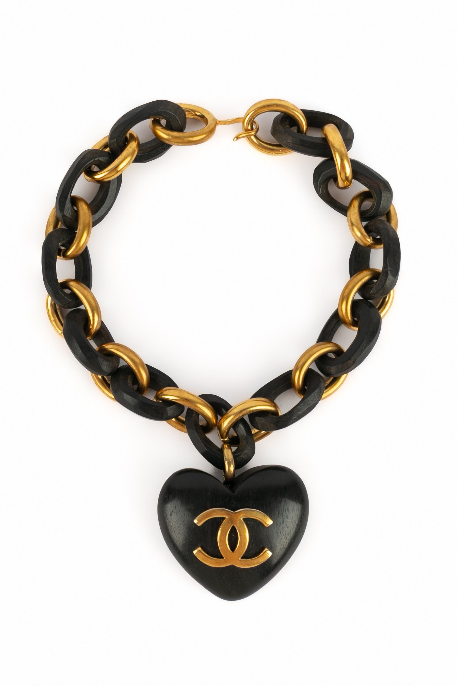 Collier Chanel "cœur" été 1992