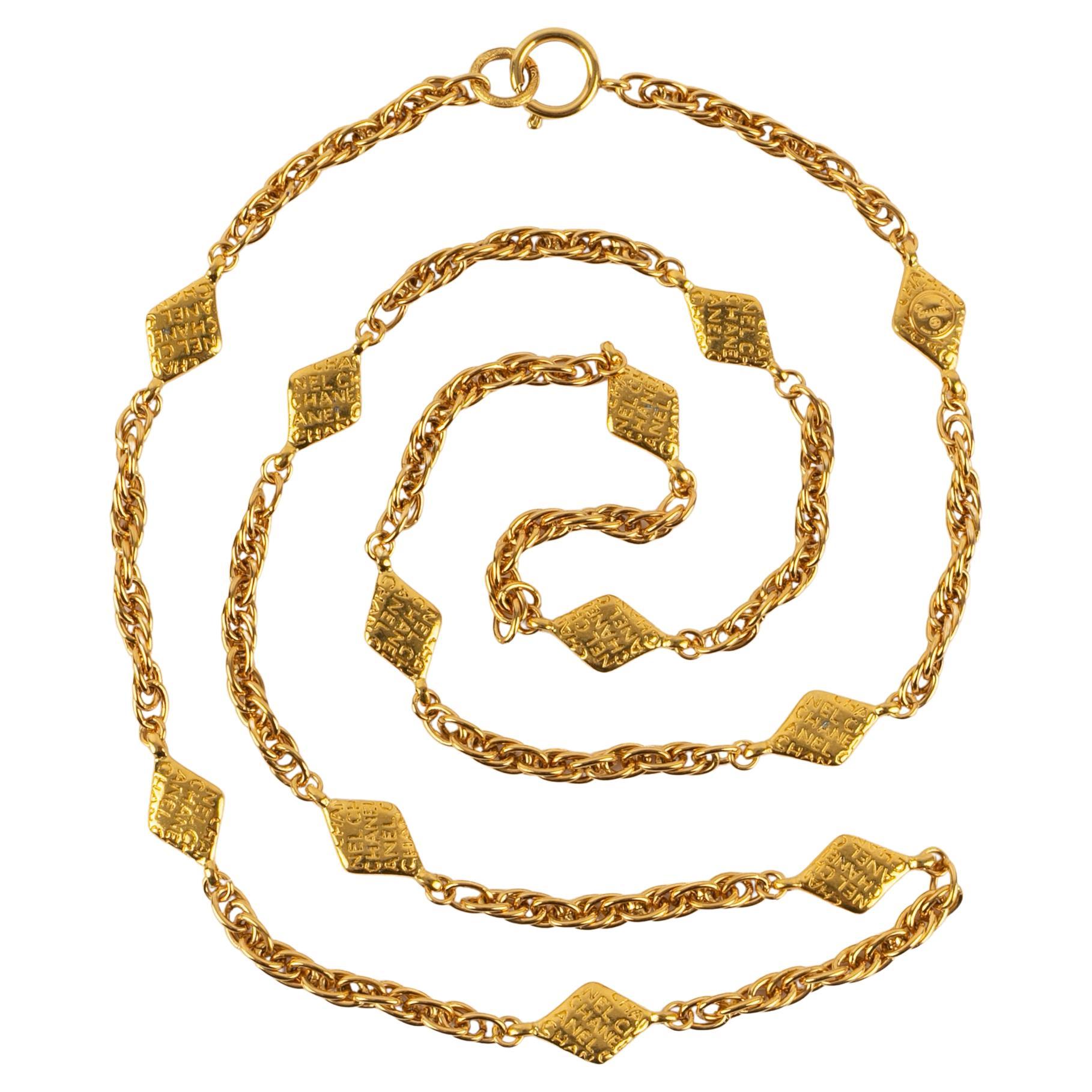 Collana d'oro Chanel in vendita