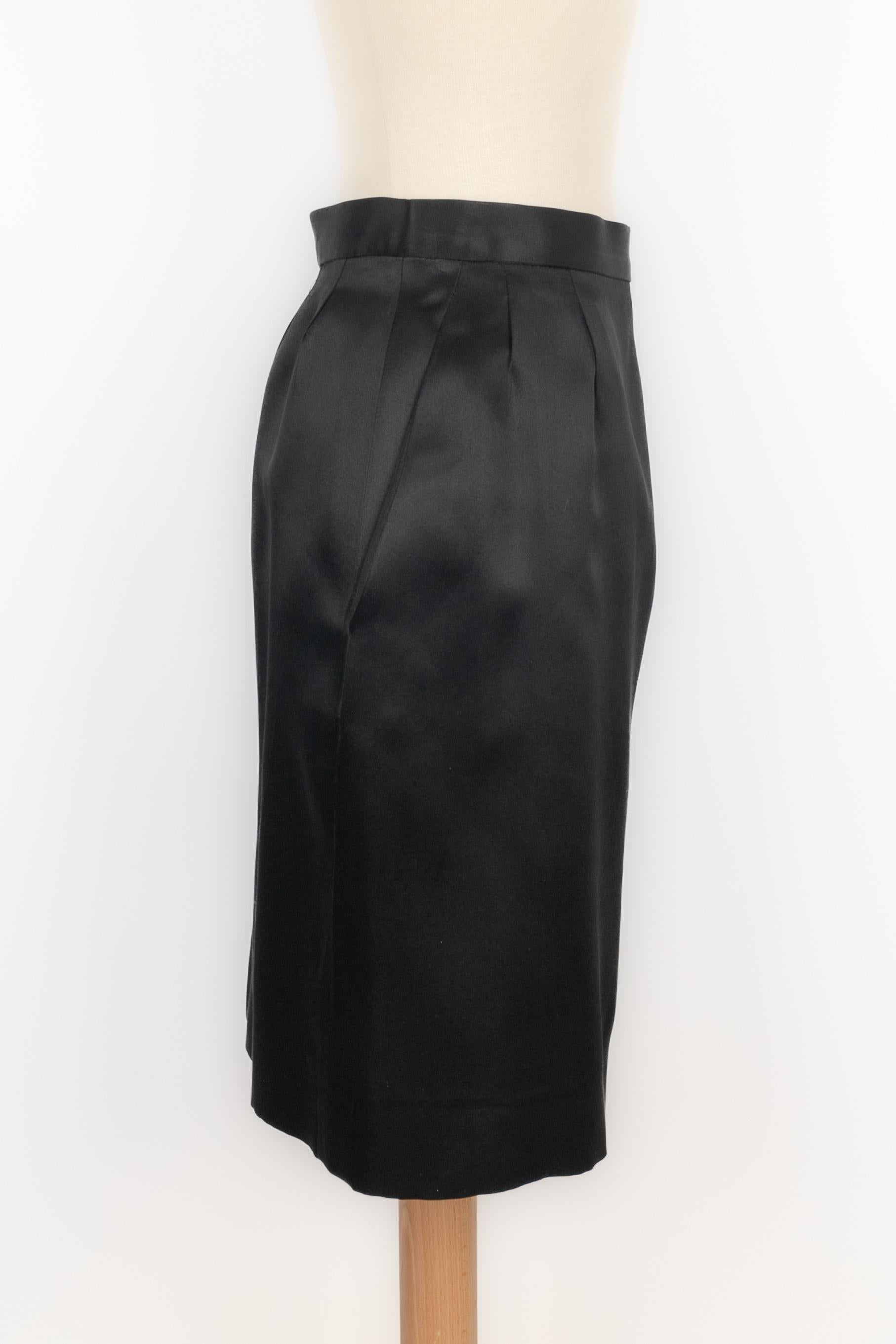 Nero Gonna Yves Saint Laurent Inverno 1992 in vendita