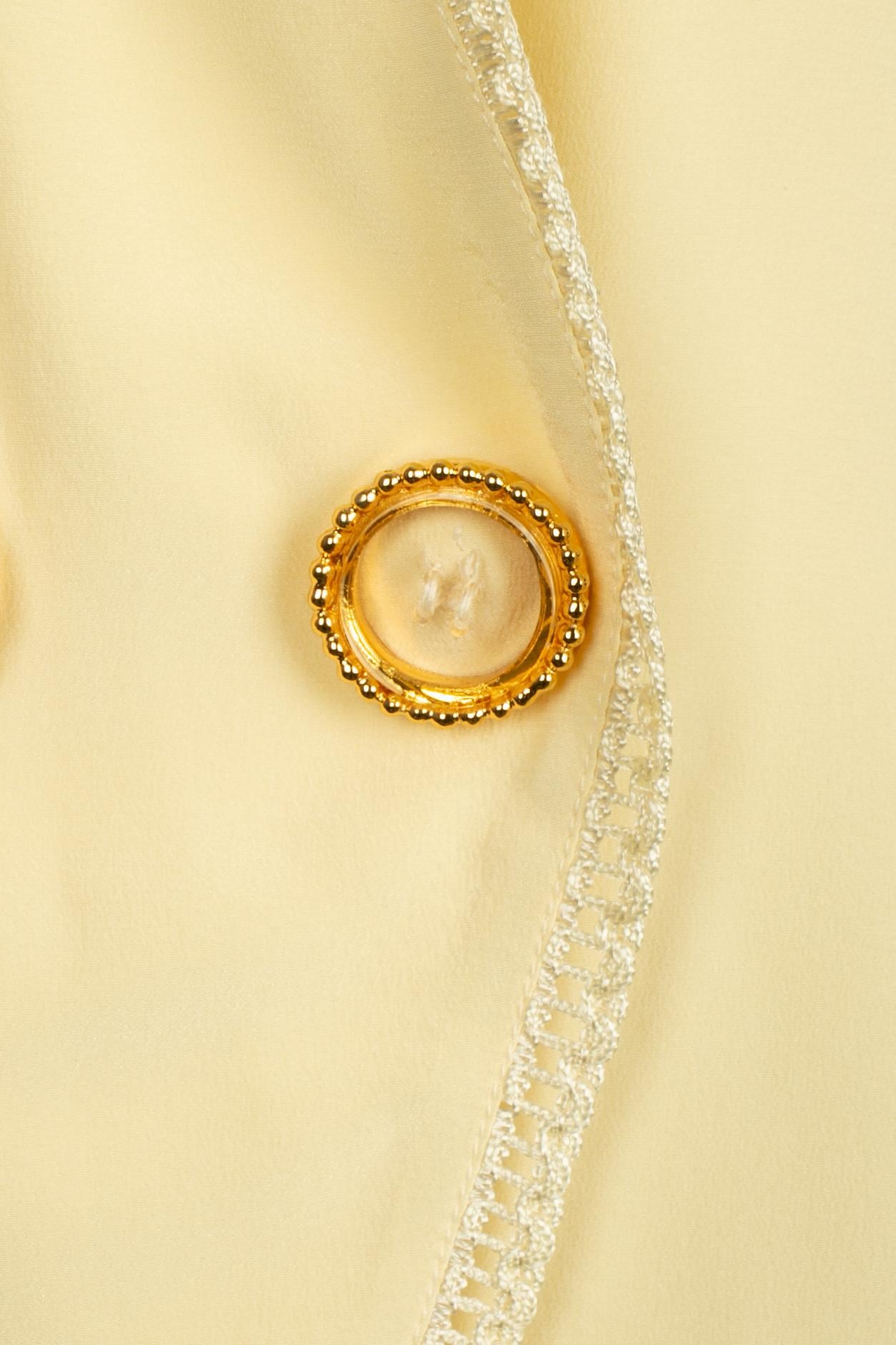 Beige Top en soie Dior en vente