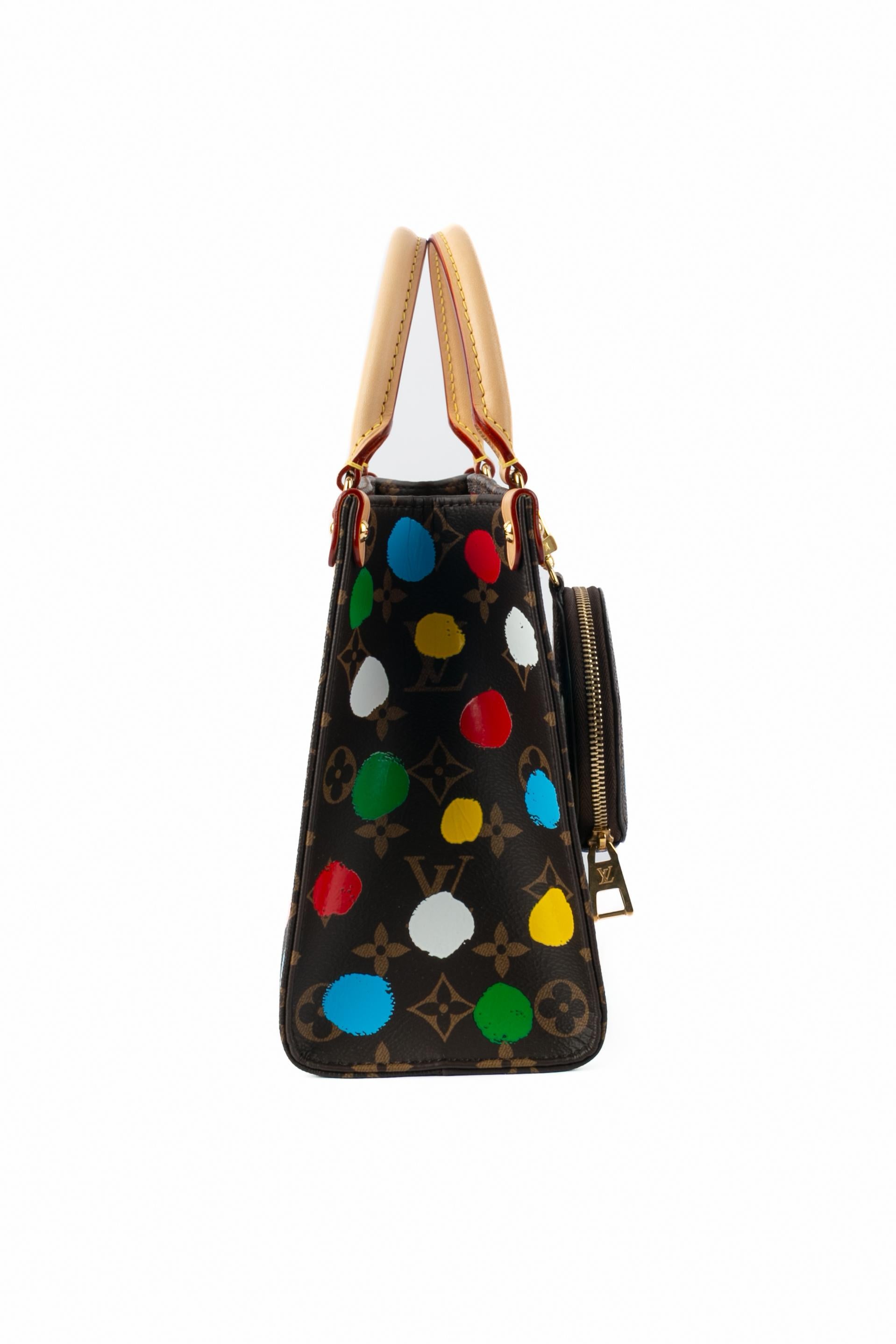 da uomo o donna Borsa shopping Louis Vuitton x Yayoi Kusama 'On The Go' Small 2023 in vendita
