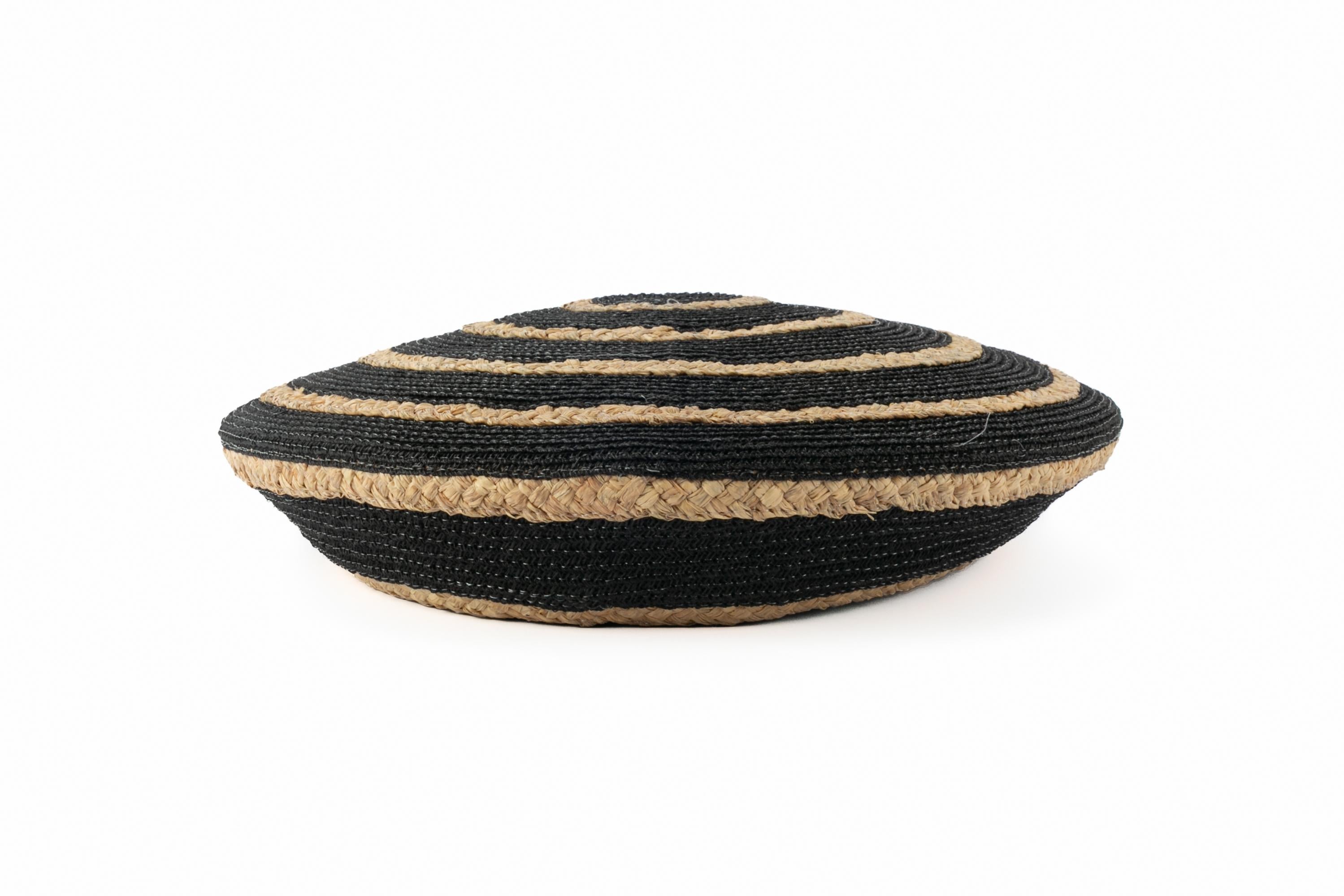 Cappello Maison Michel In condizioni ottime in vendita a SAINT-OUEN-SUR-SEINE, FR