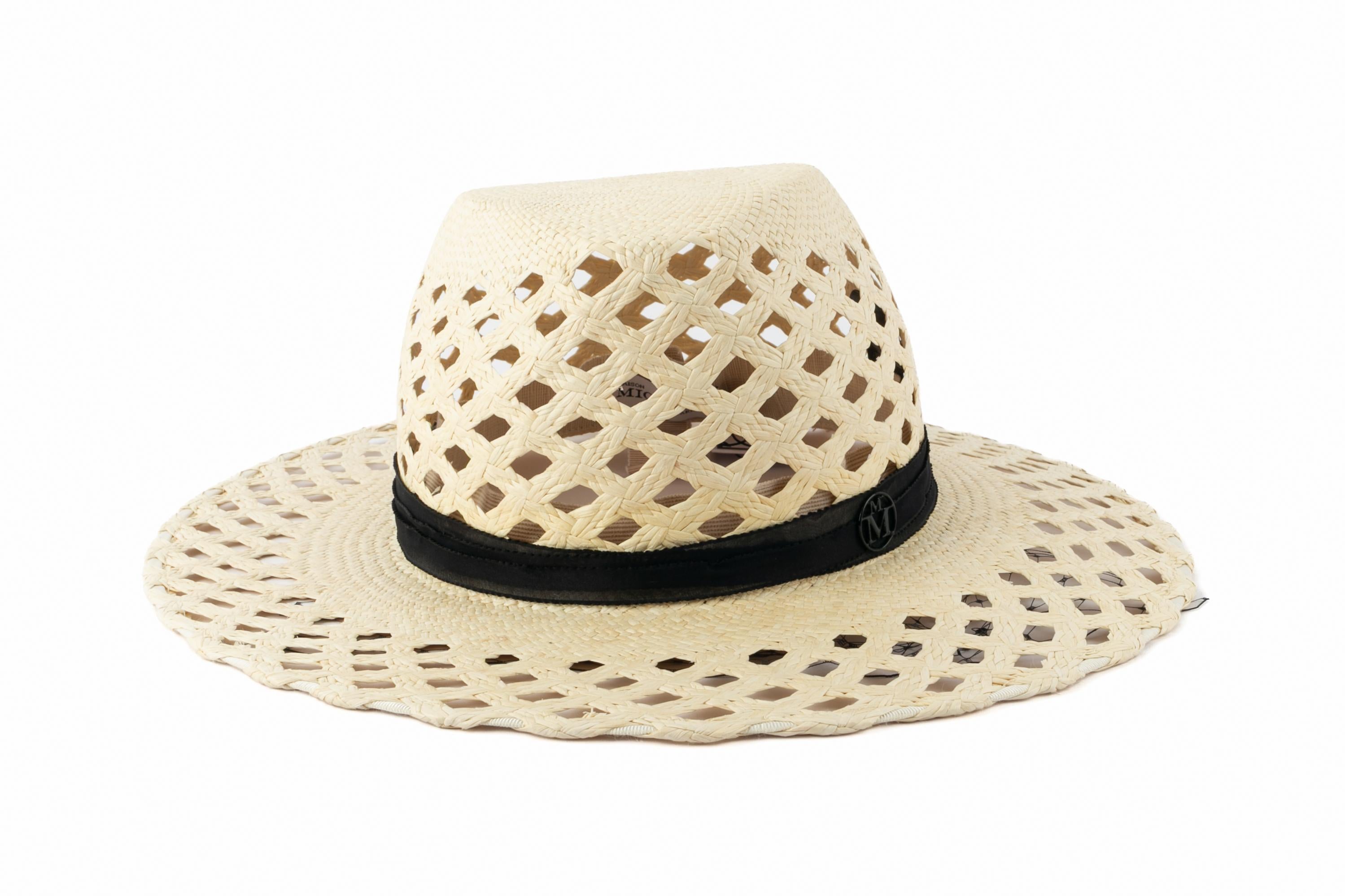 Beige Cappello Maison Michel in vendita