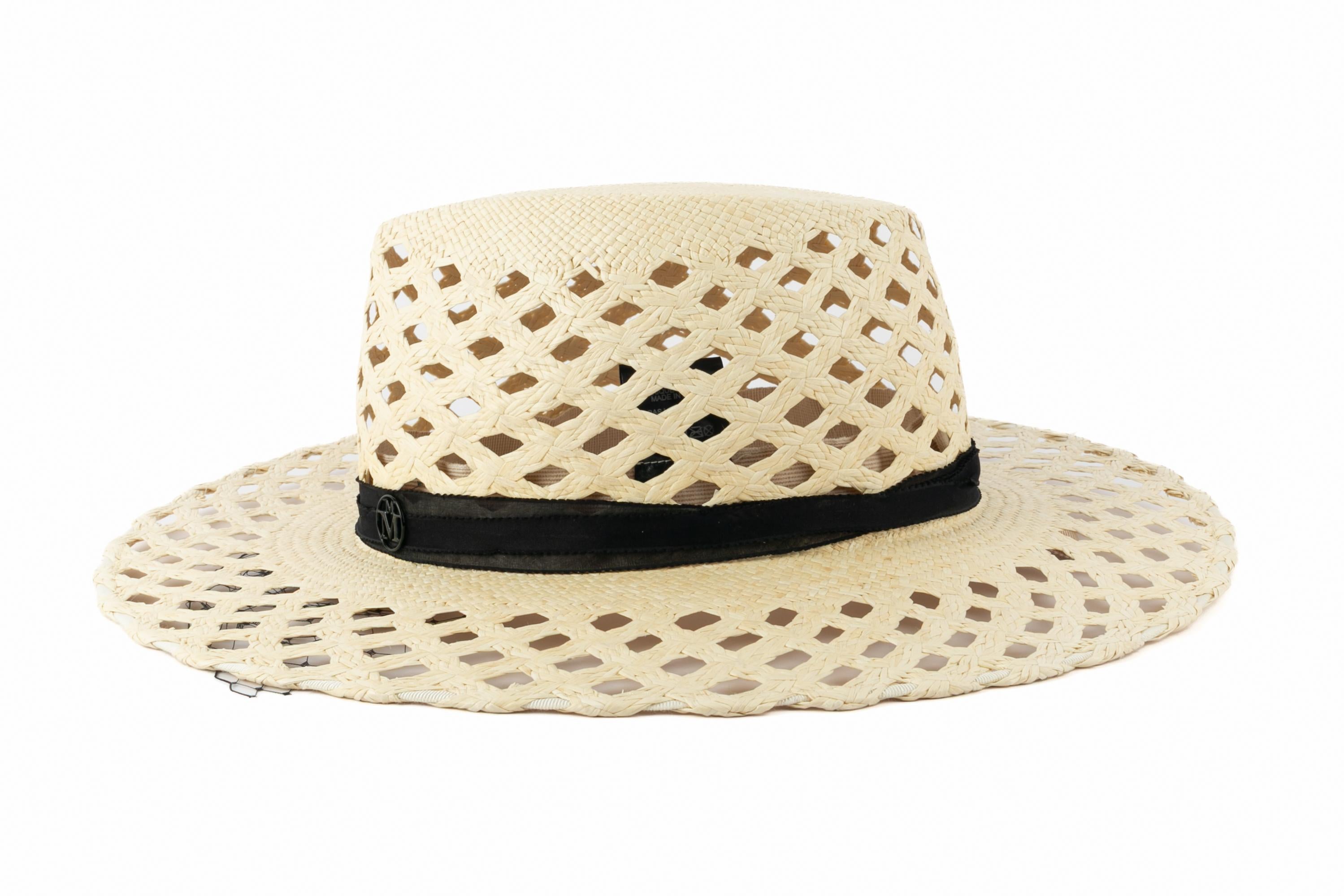 Cappello Maison Michel In condizioni ottime in vendita a SAINT-OUEN-SUR-SEINE, FR