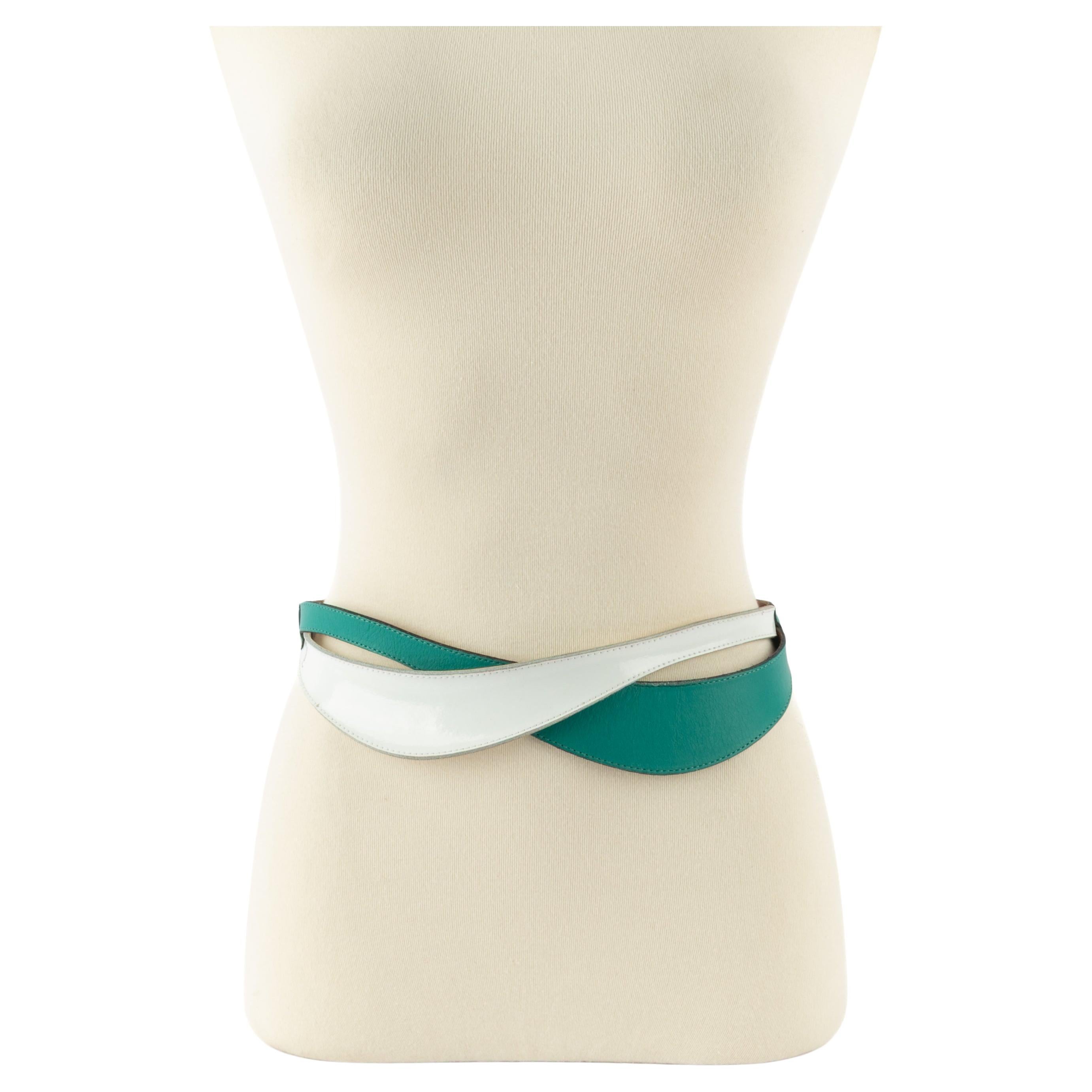 Cintura in pelle Yves Saint Laurent in vendita