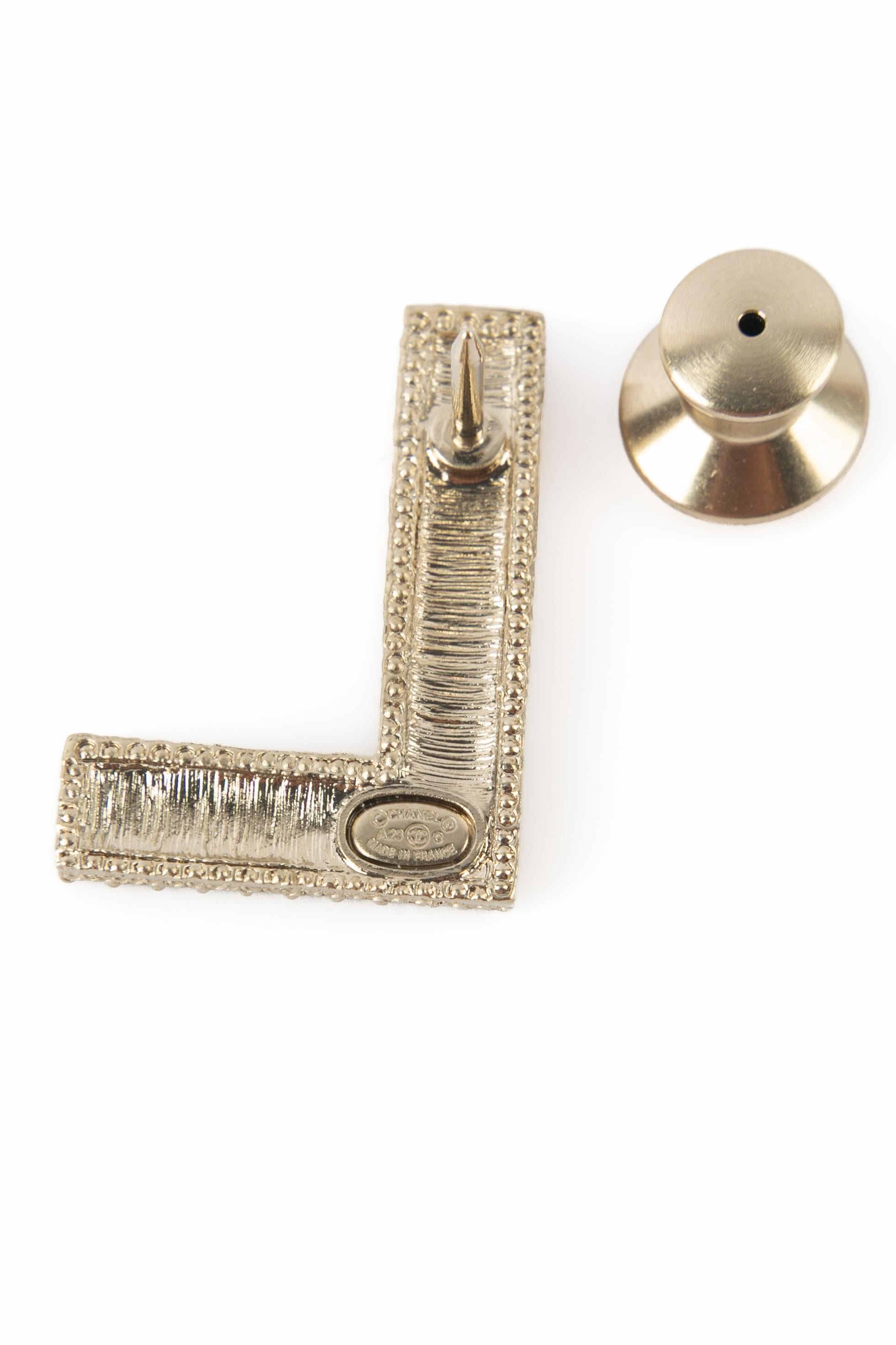 Set d'épingles Chanel en vente 11