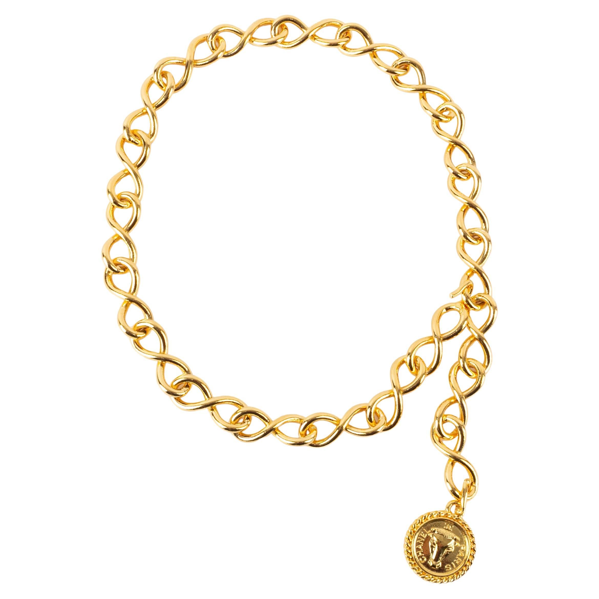 Cintura "toro" Chanel