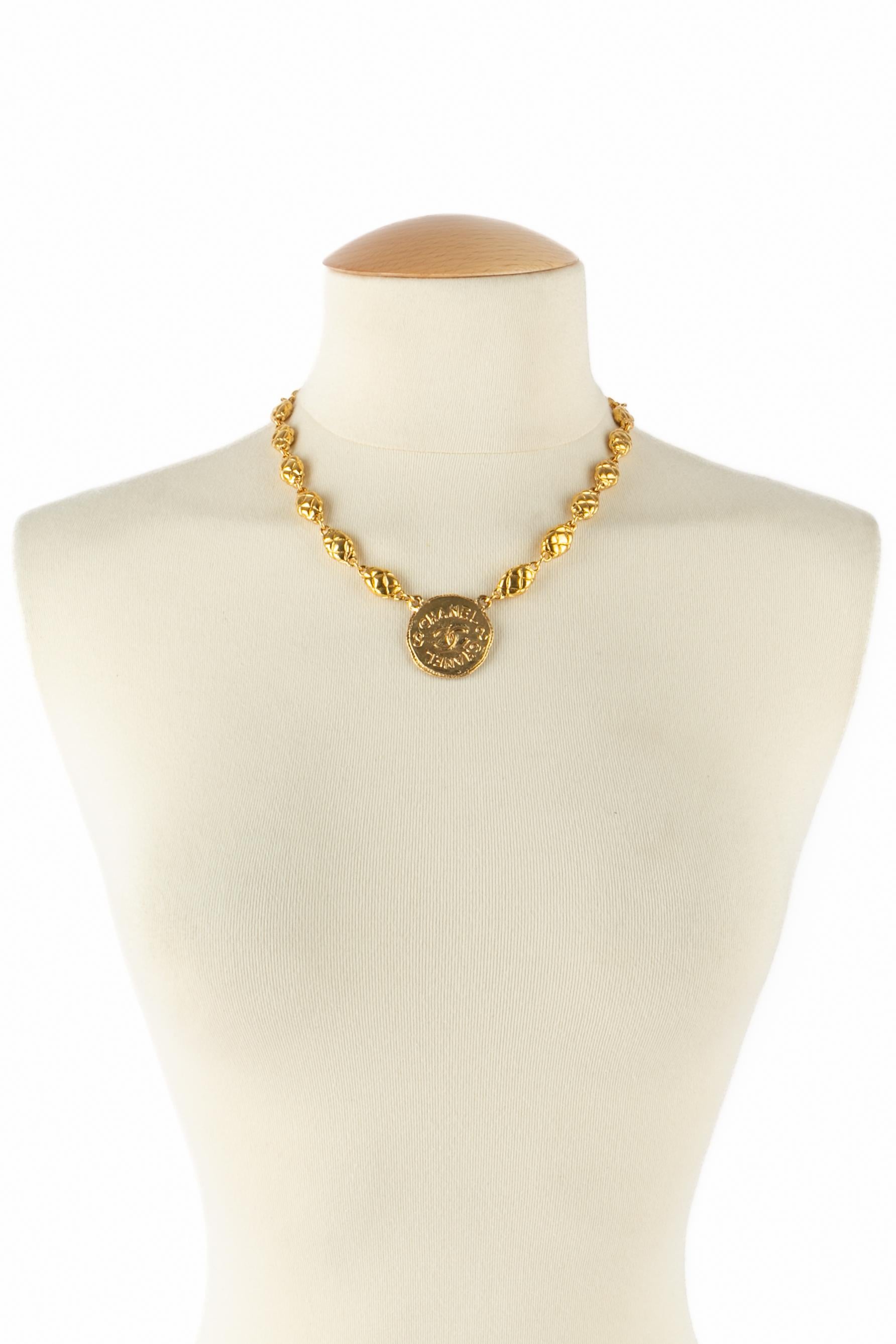 Collana trapuntata Chanel in vendita 3