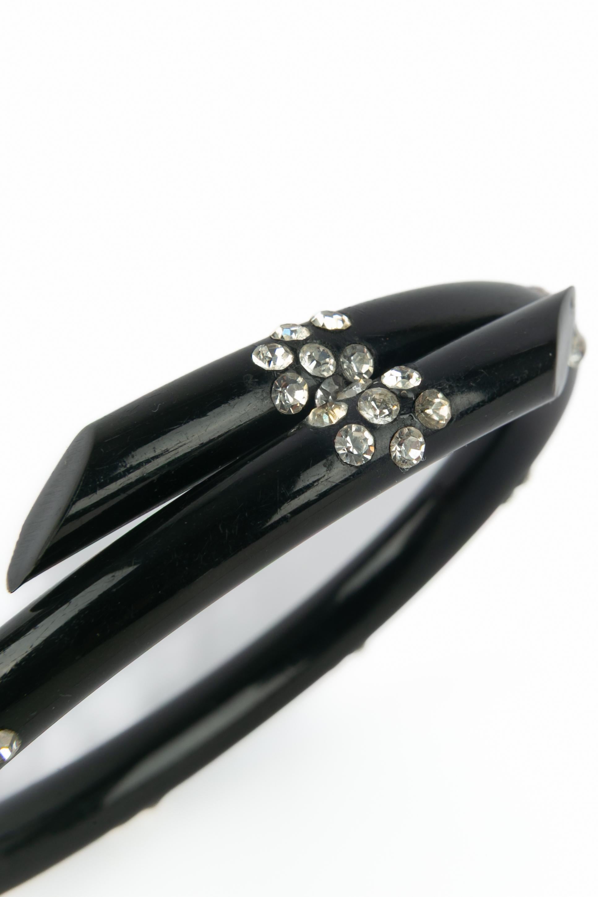 Bracciale in bachelite in vendita 1