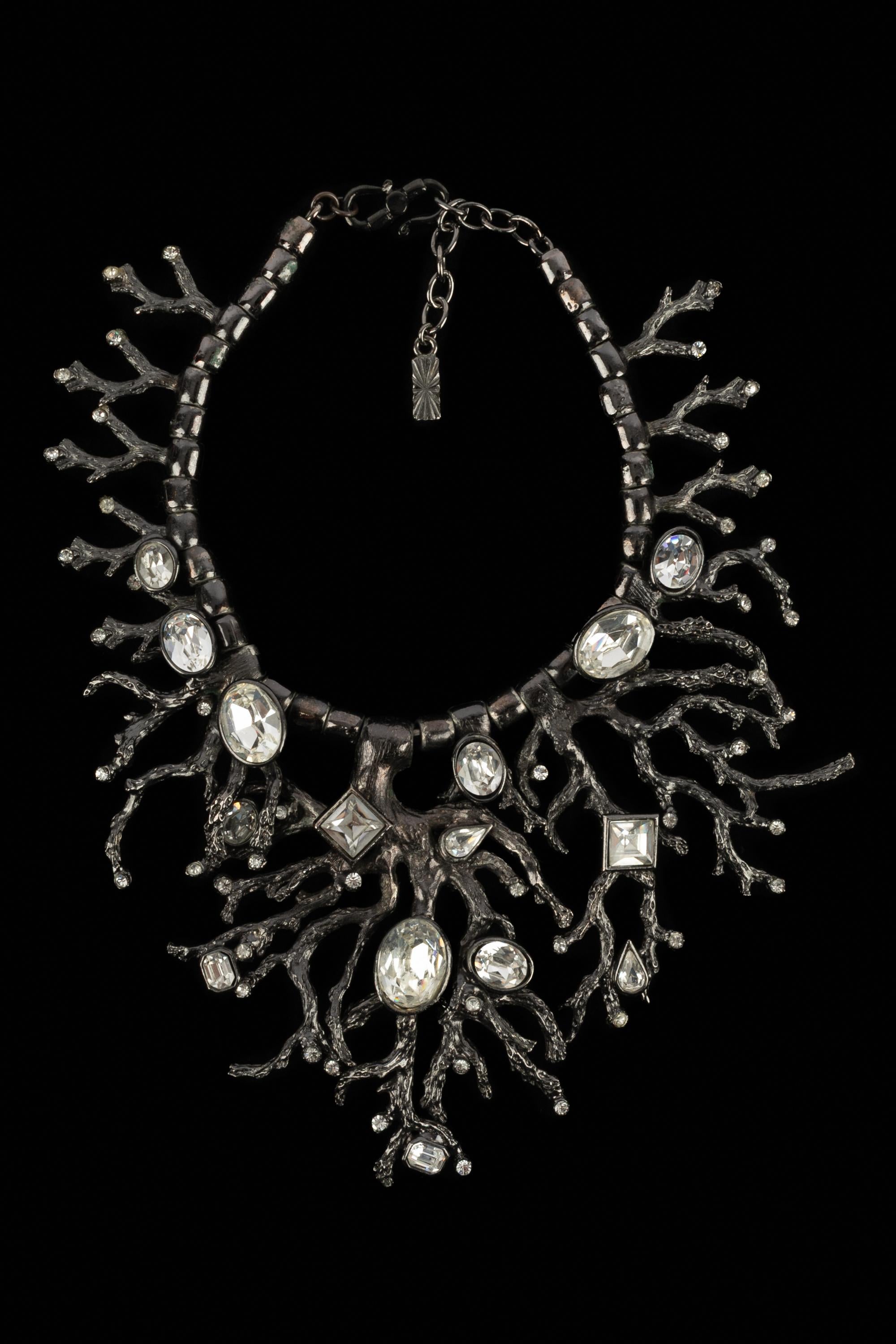 Yves Saint Laurent Korallenkette Damen im Angebot
