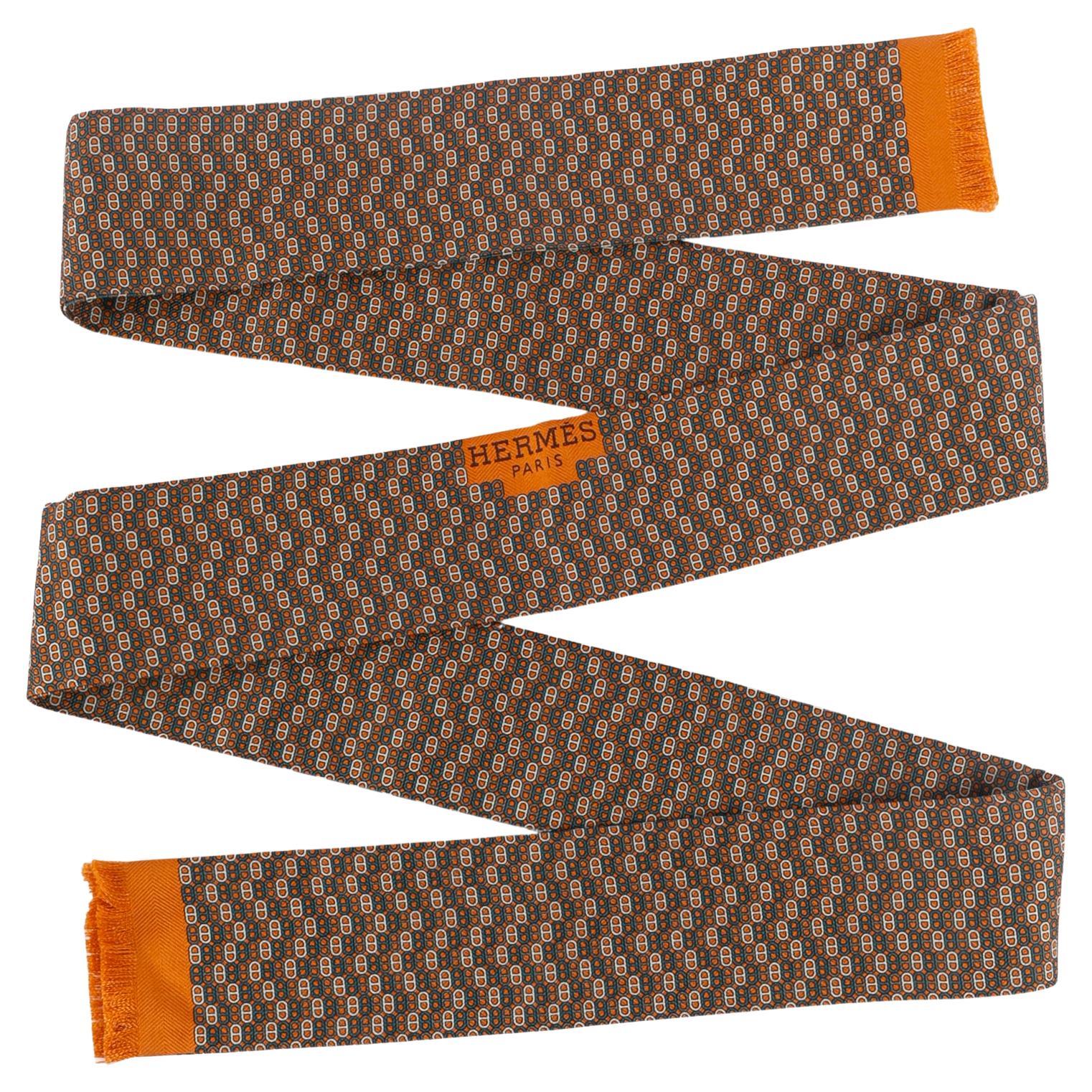 Foulard largo de seda Hermès en venta