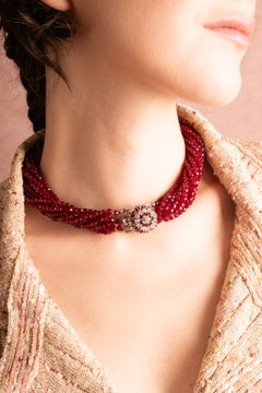 Collana choker Dior disegnata da Marc Bohan nel 1964