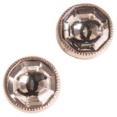 Pendientes Chanel de Karl Lagerfeld 2019
