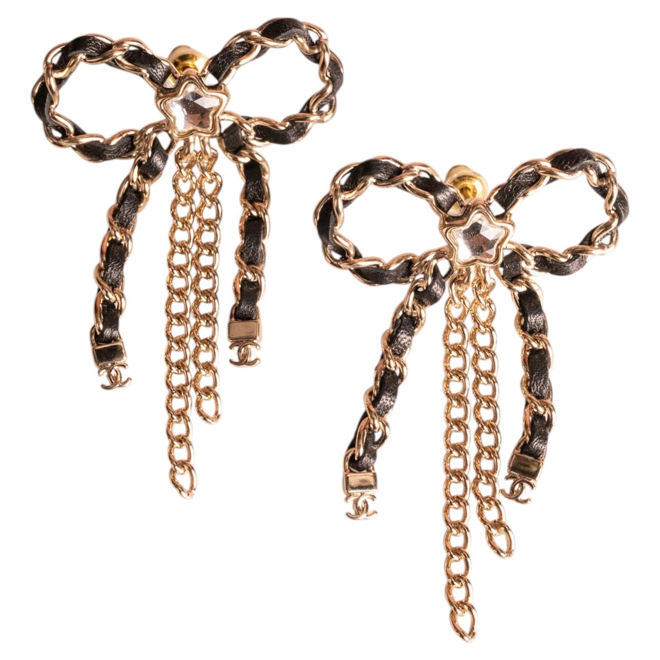 Boucles d'oreilles Chanel signées Virginie Viard 2025