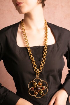 Collana Yves Saint Laurent firmata Roger Scemama Haute Couture, intorno al 1960