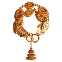 Bracelet « phoque » Chanel signé Karl Lagerfeld, vers 1985