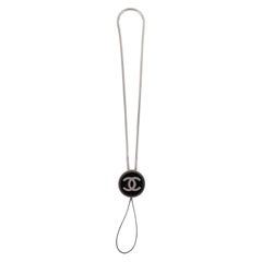 Bijoux pour sacs Chanel « Accessoires musicaux » par Karl Lagerfeld, printemps-été 2004