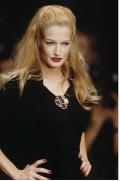 Chanel brooch 'Melange des genres' by Karl Lagerfeld Fall 1995