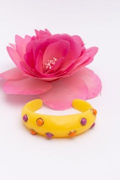 Gelbes Armband von Isaky