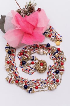 Multi-color beads necklace