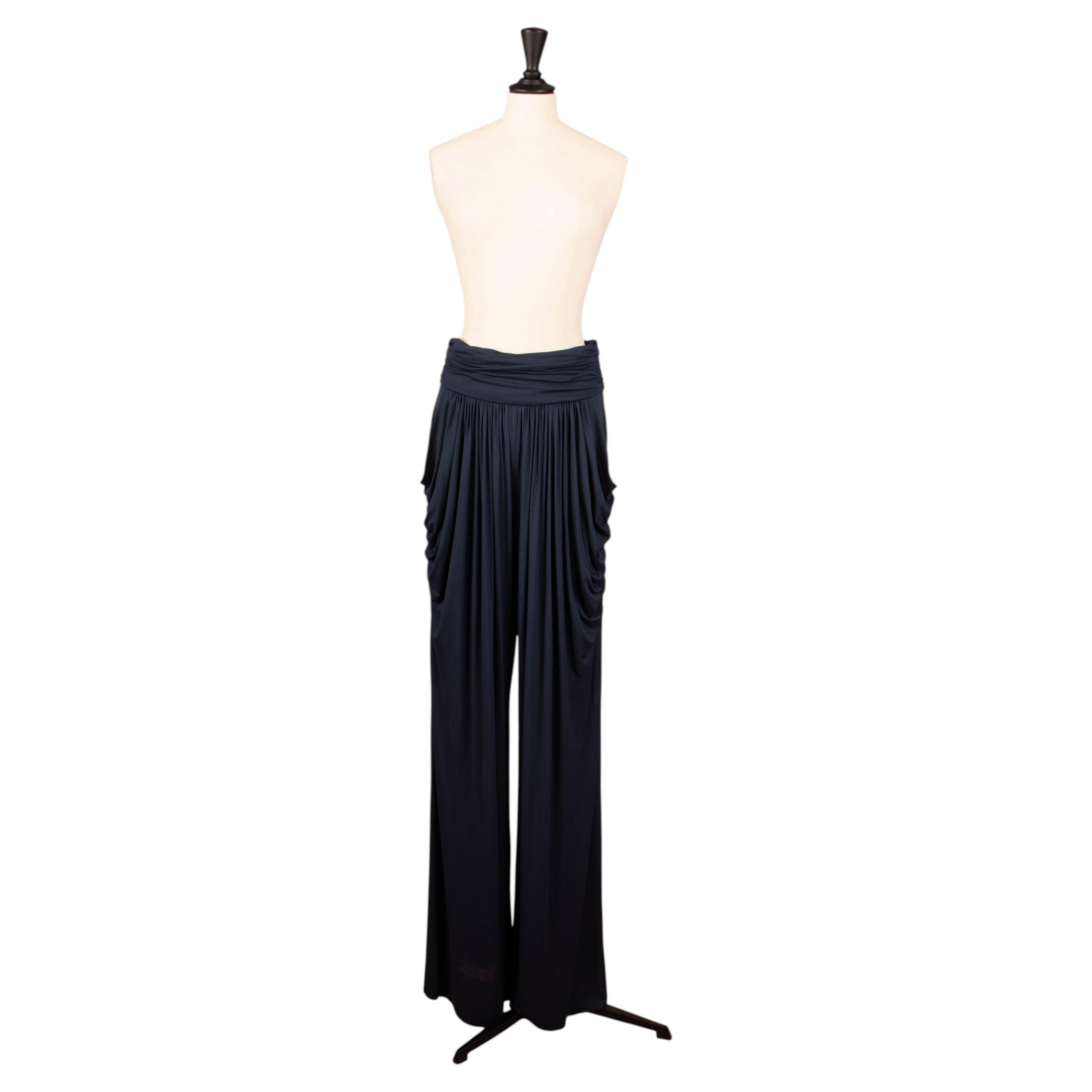 Pre-owned Guy Laroche Pleated Trousers By Herv� Leroux, Spring 2006 In Black