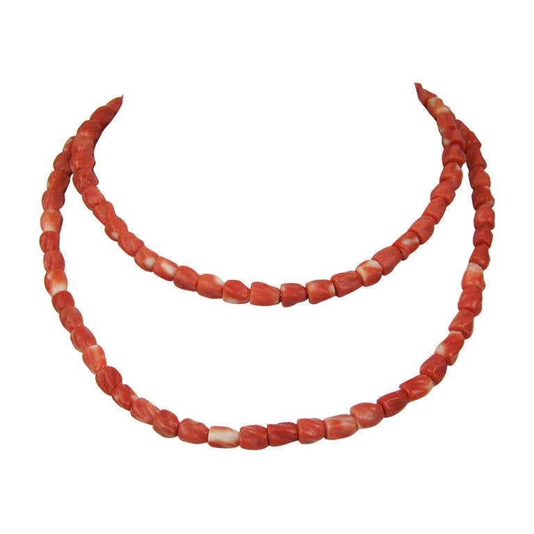1950s Coral Beaded Necklace Vintage  For Sale