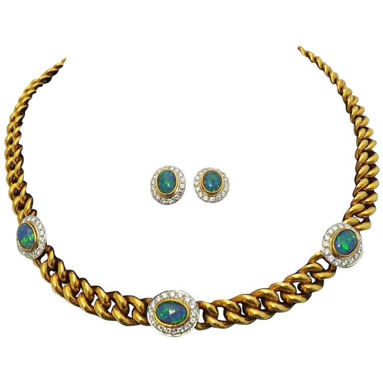 Gucci Diamond Gold Necklace and Earrings Set
