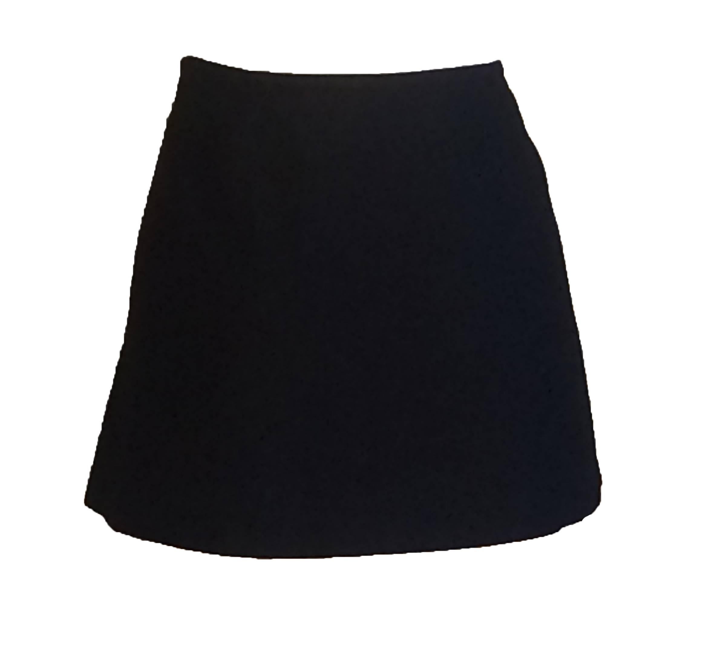 Stephen Sprouse for Barneys New York 1995 black micro mini wrap skirt with velcro closure. Super cool layered over a bright tight or legging.

98% wool, 2% lycra.
Fully lined.

Made in USA.

Size 8. (Slightly adjustable due to velcro closure/wrap