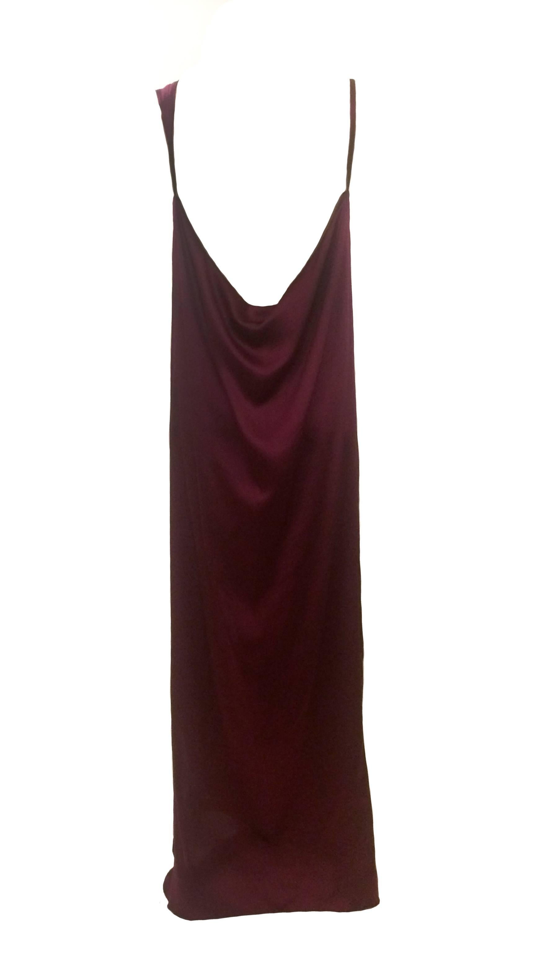 Violet Giorgio Sant'Angelo - Robe colonne asymétrique à dos drapé rouge canneberge, fin des années 1970 en vente