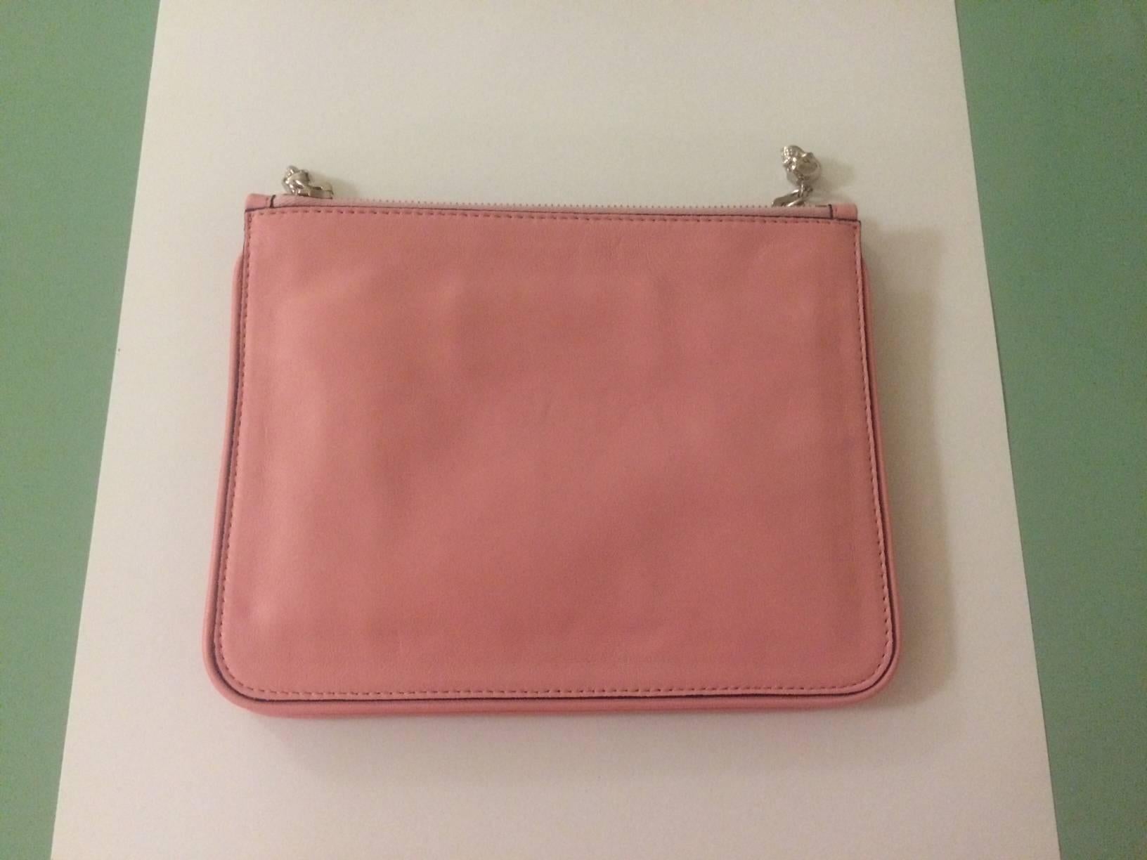 Alexander McQueen Pink Print Silk Satin and Leather Double Pouch Clutch Purse In New Condition In San Francisco, CA