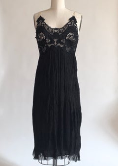 Alexander McQueen 2005 Black Lace and Crinkle Pleat Silk Dress