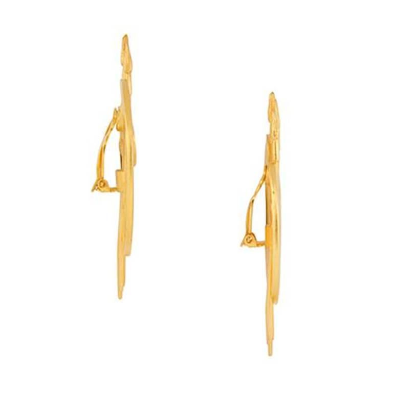 Karl Lagerfeld 1990s gold tone earrings featuring an artist's palette & brushes.

Approximately 3