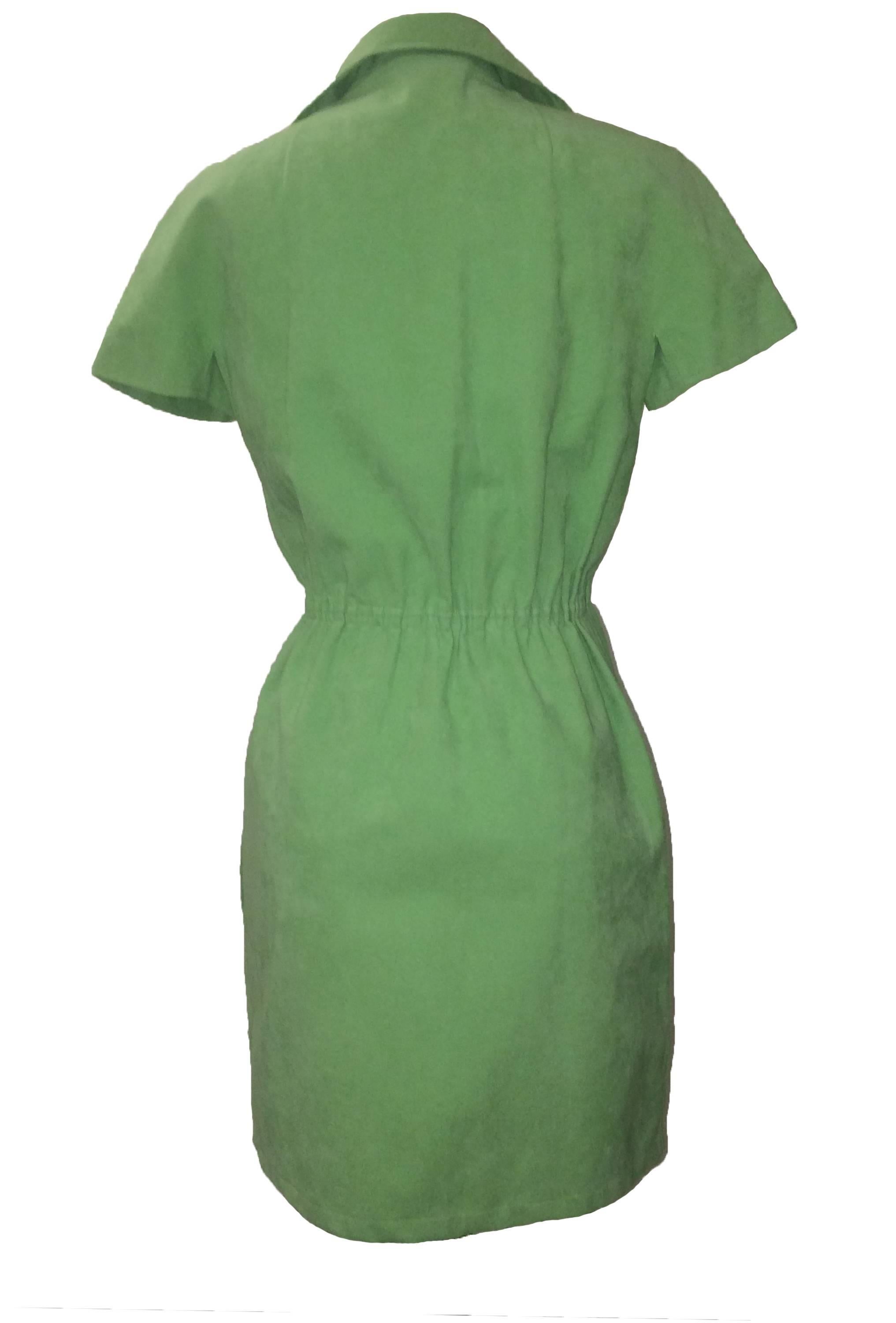 Halston 1970s short sleeve mint green ultra suede wrap style dress. Ties at interior and hooks at exterior.  Elasticized waist, hidden pockets at side seams.

No size label, fits like a S/M.
Bust 36
