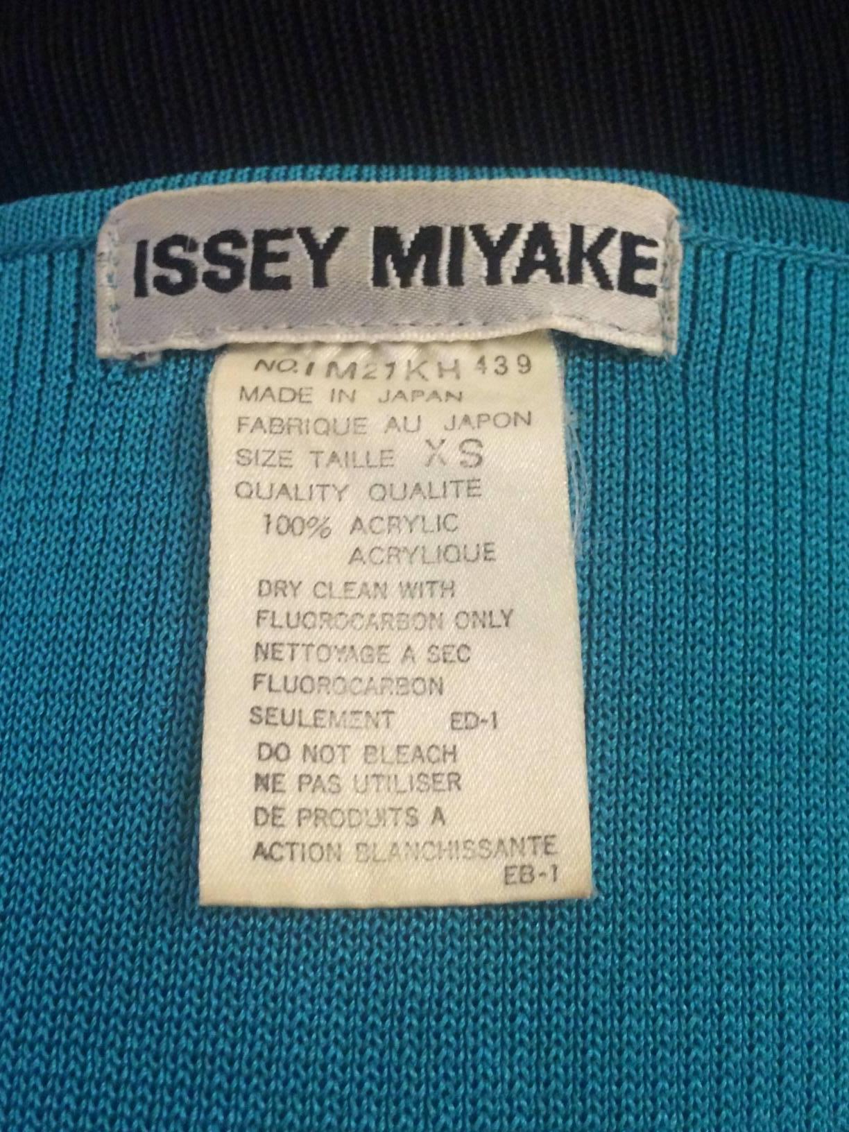 Issey Miyake Minimalist Knit Teal Blue and Black Colorblock Tank dress, 1990s  In Excellent Condition In San Francisco, CA