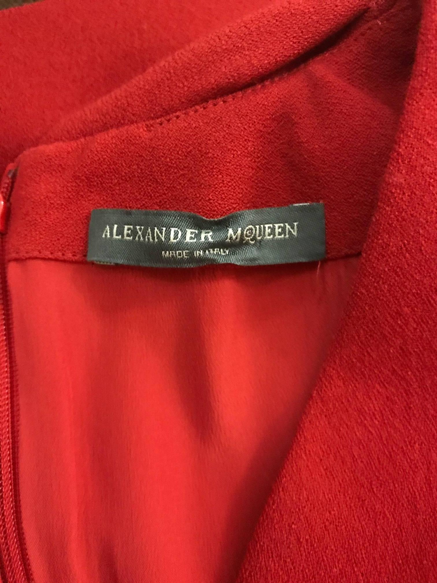 Alexander McQueen 2010 Lipstick Red Wool Crepe Draped Shoulder Puff Detail Dress In Excellent Condition In San Francisco, CA