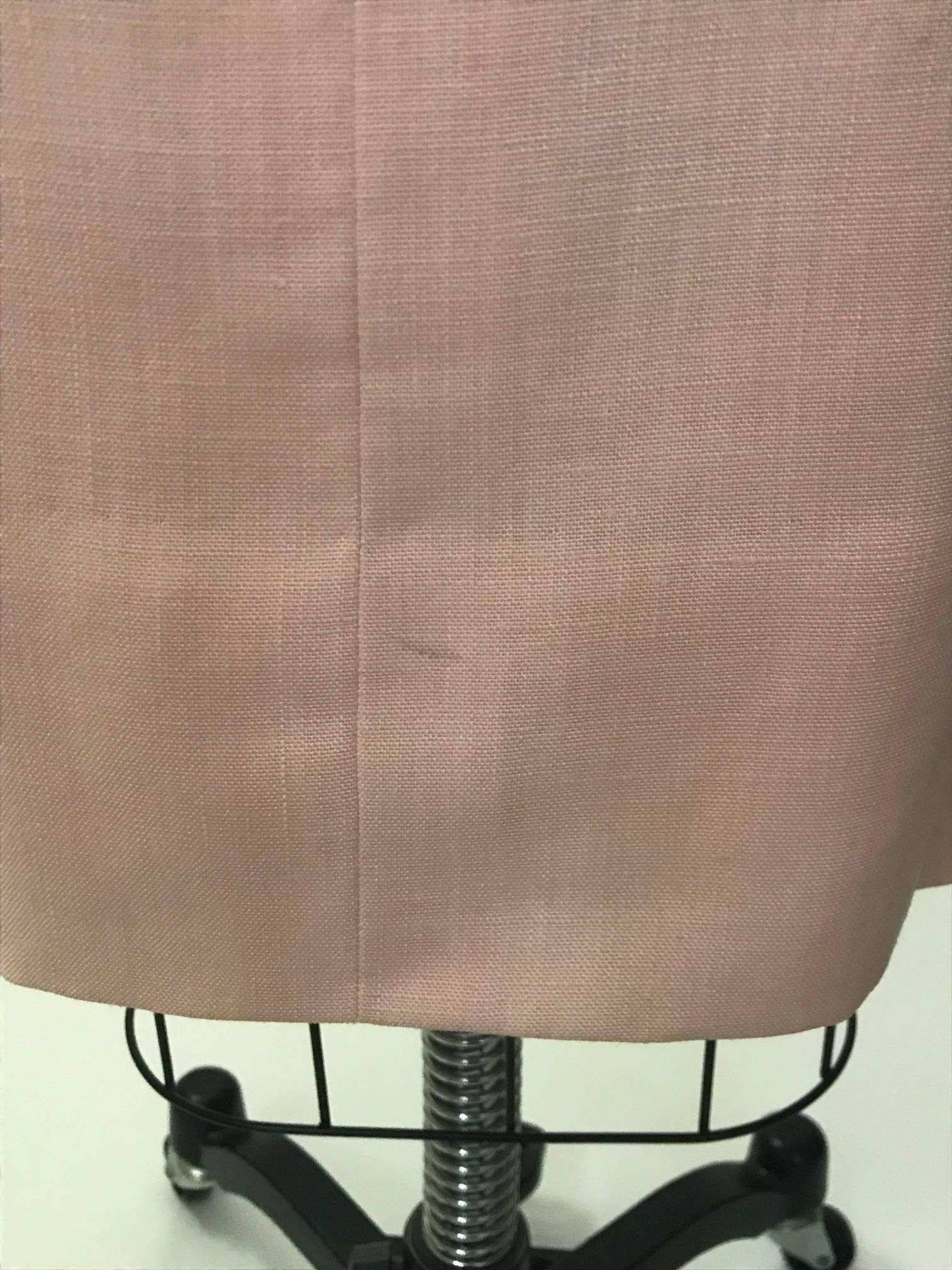 De las mujeres Peggy Hunt Vestido sin mangas de lino rosa con adornos de lentejuelas, años 60 en venta