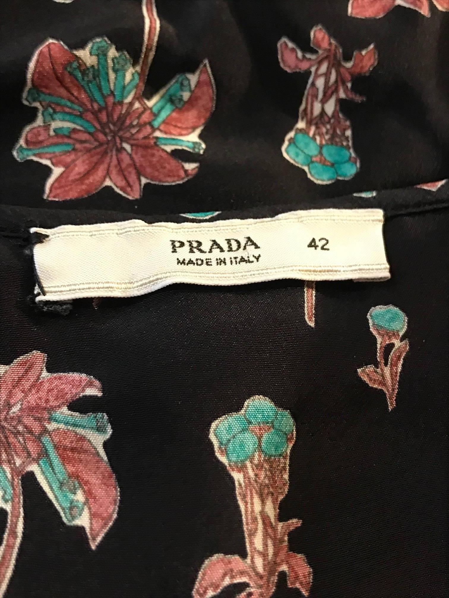 Women's Prada Palm Tree Print Black Silk Top For Sale