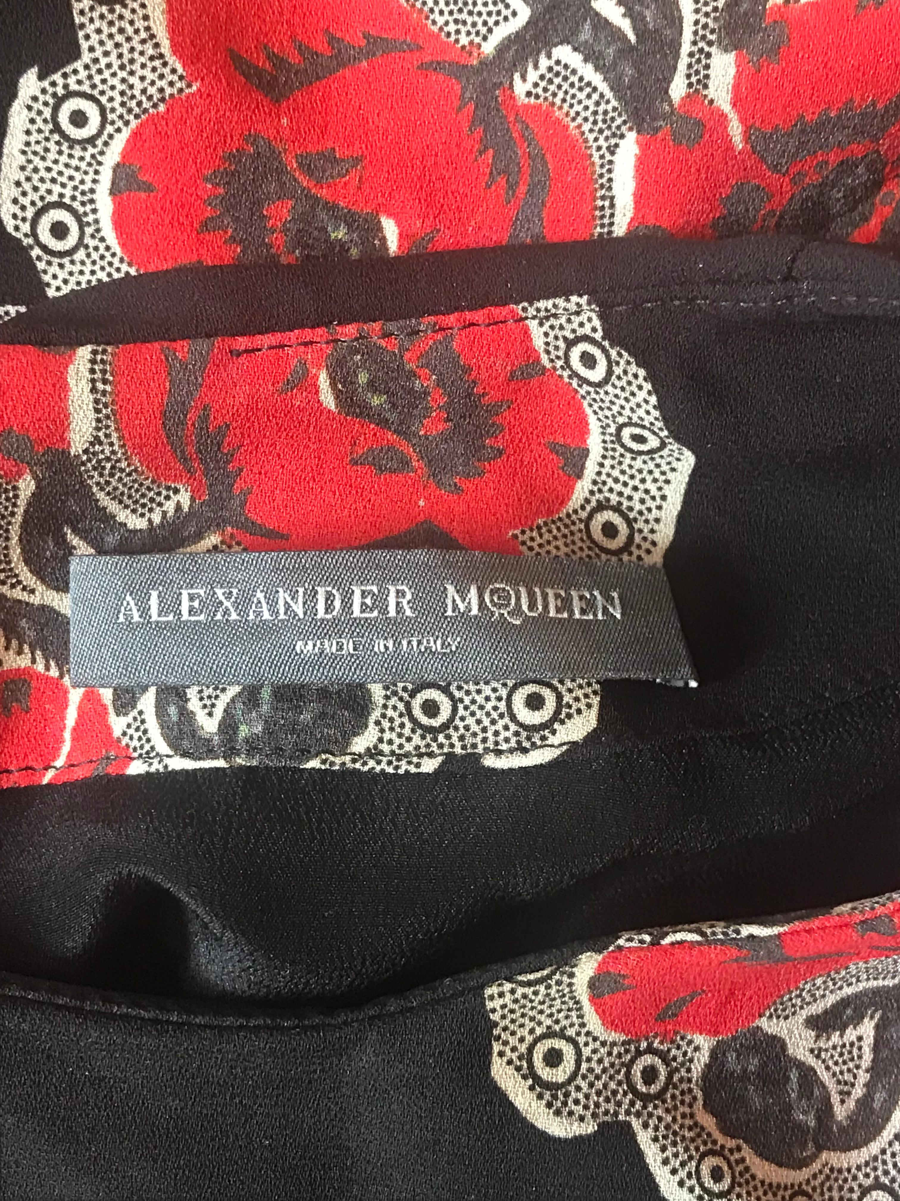 Unworn Alexander McQueen Cape Back Black and Red Floral Poppy Print Silk Dress  In New Condition For Sale In San Francisco, CA