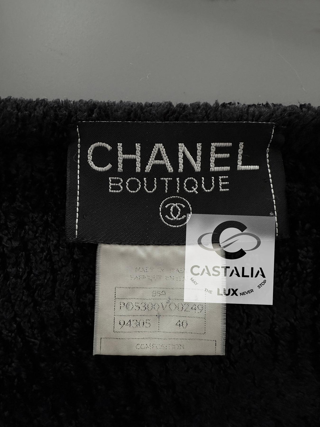 Chanel 1985 Connoisseur Relic Fluffy Jacket 40 FR in vendita 8