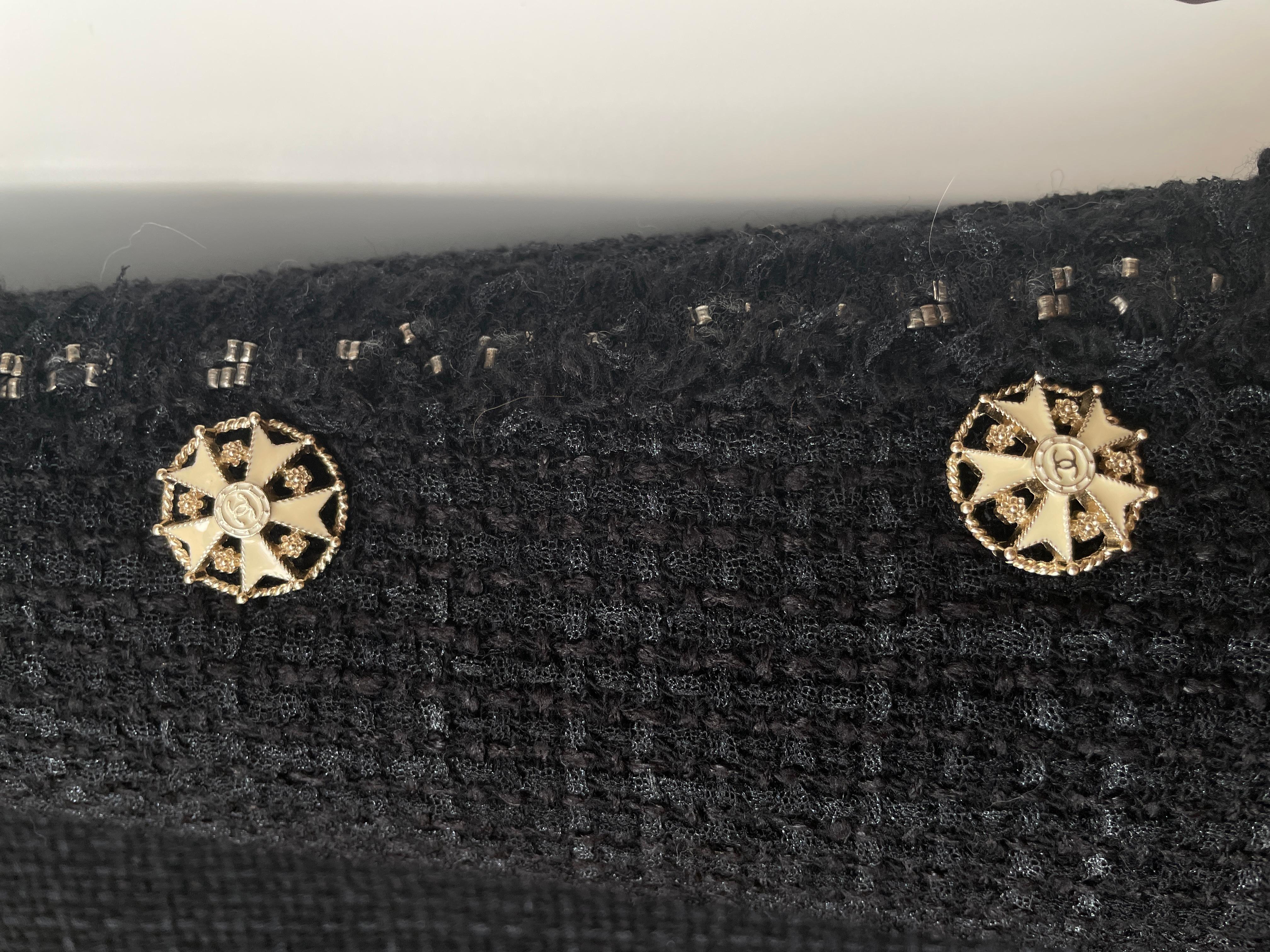Chanel 8K$ Seltener Schwarzer Maxi Tweed Rock mit Gripoix Knöpfen 36 FR im Angebot 1