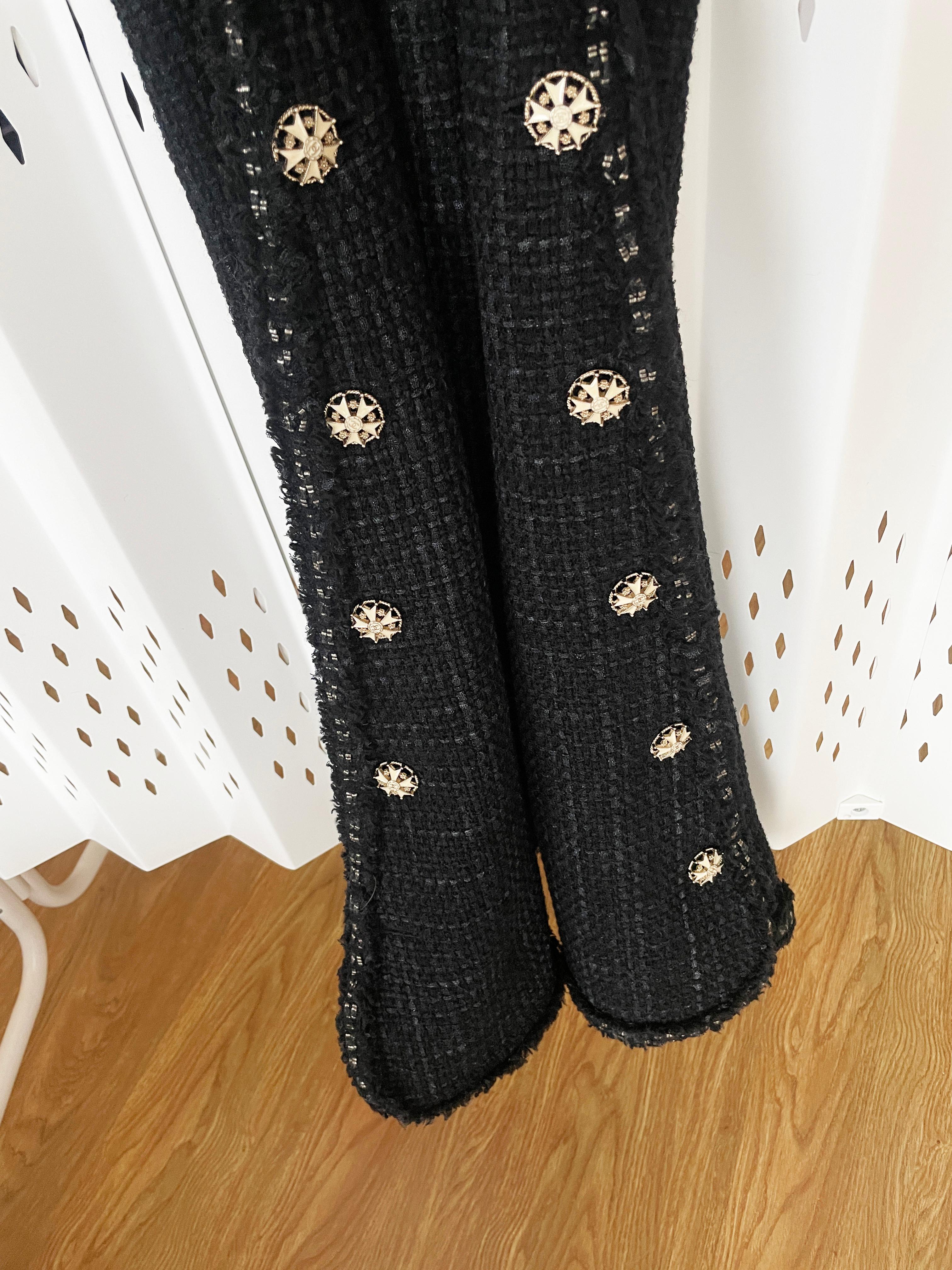 Chanel 8K$ Seltener Schwarzer Maxi Tweed Rock mit Gripoix Knöpfen 36 FR im Angebot 3